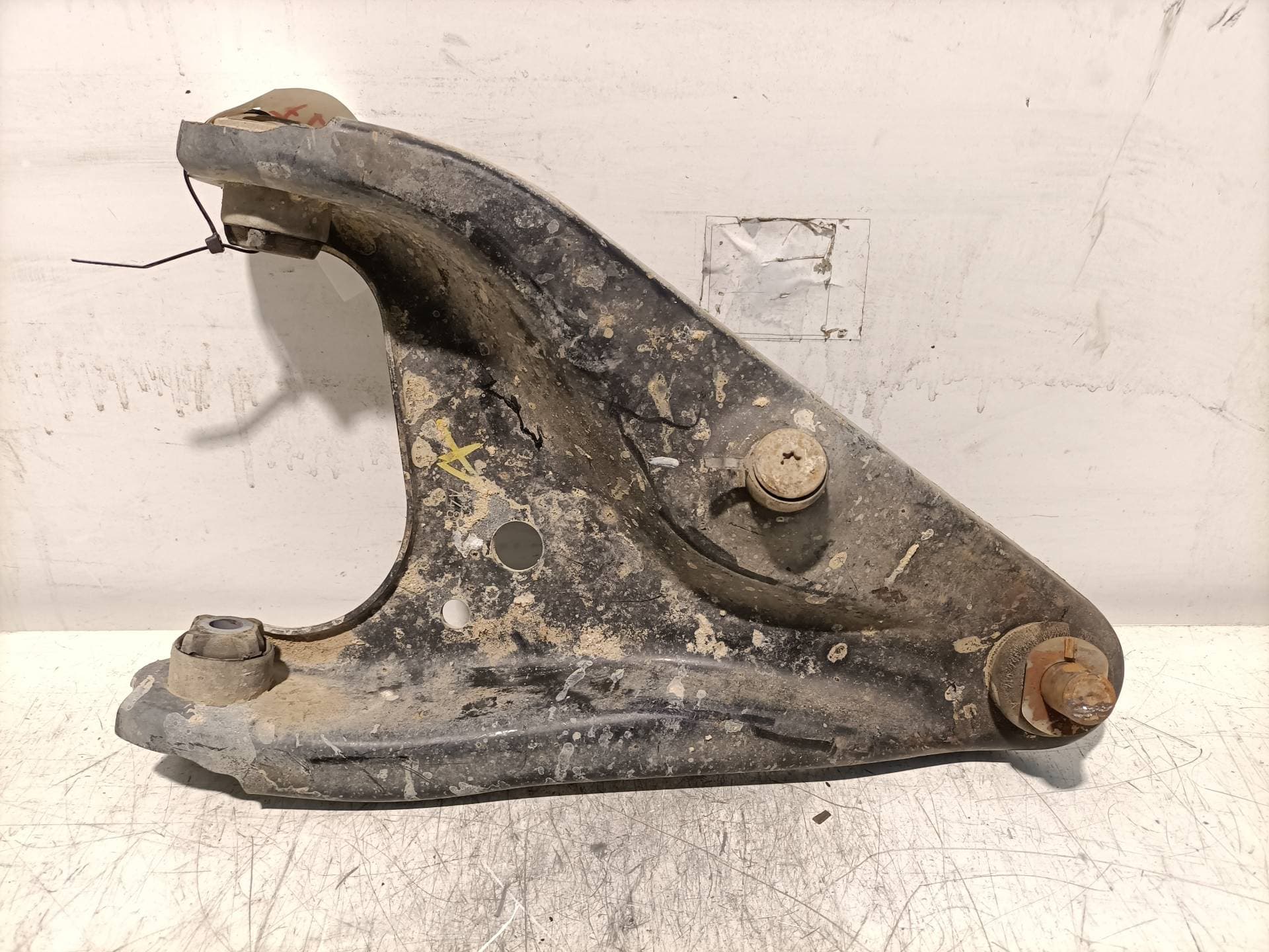 Brazo suspension inferior delantero derecho DACIA SANDERO