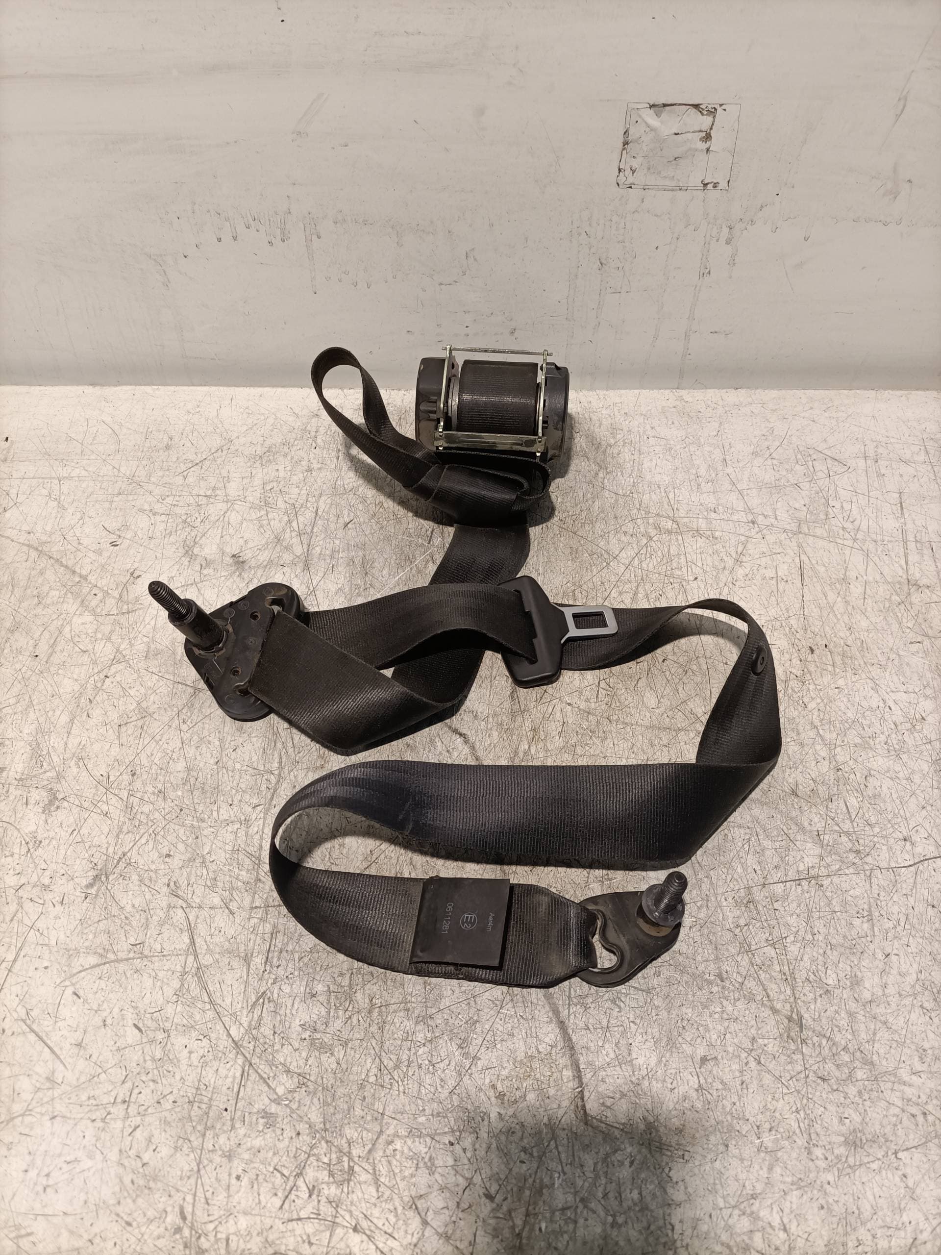 Cinturon seguridad delantero izquierdo DACIA SANDERO