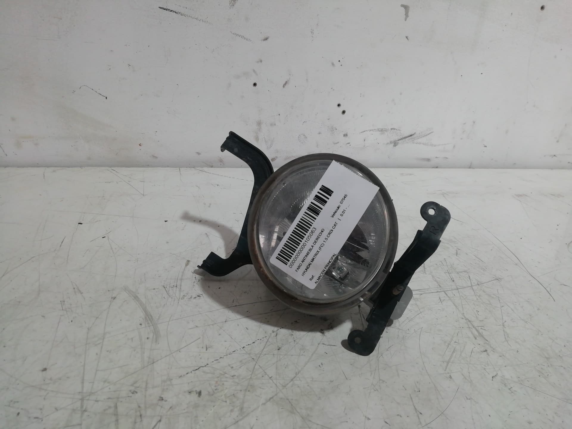 Faro antiniebla derecho HYUNDAI MATRIX (FC)
