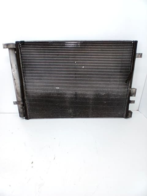 Recambio HYUNDAI I20 ref. 976064P000