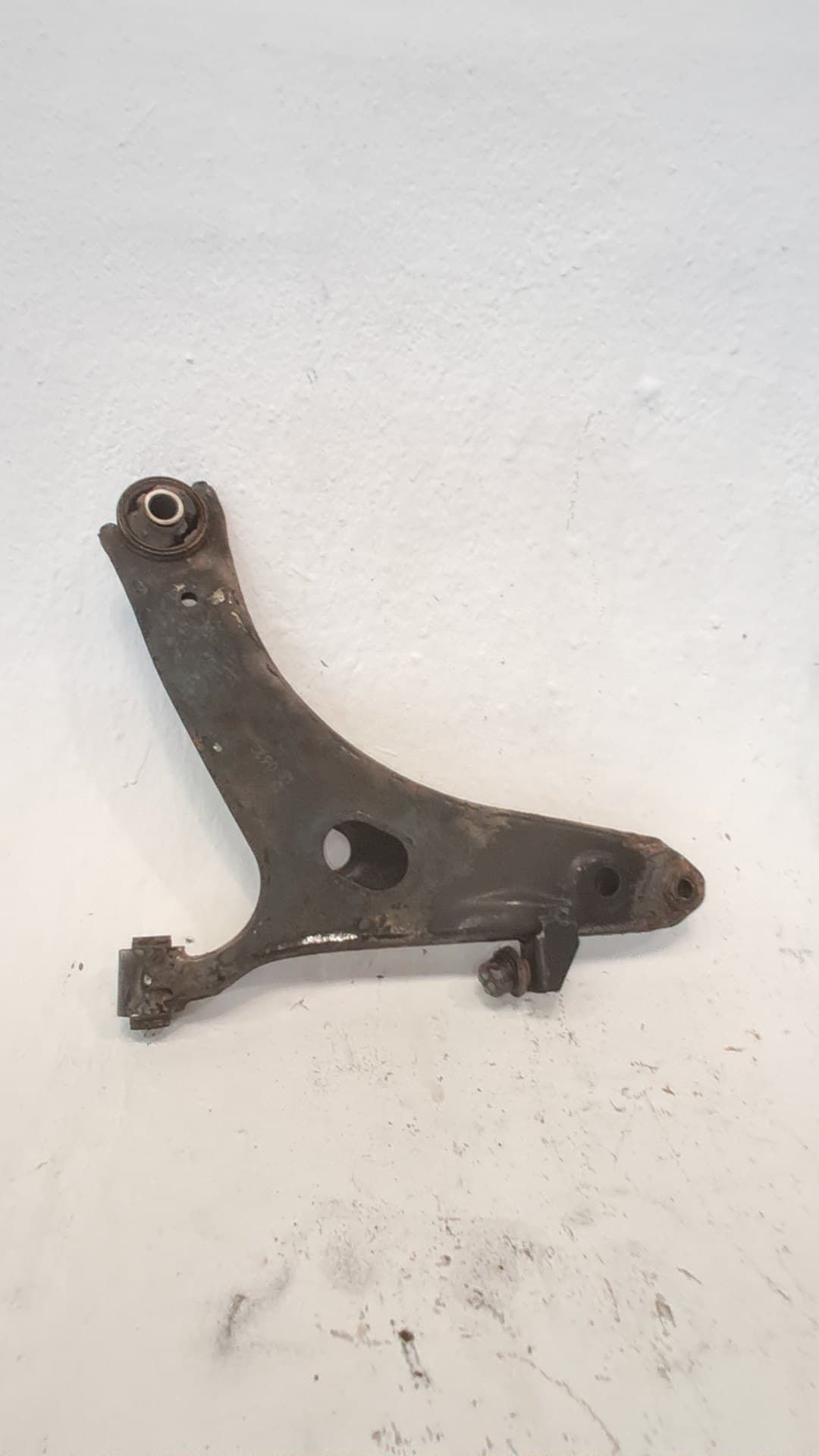 Brazo suspension inferior delantero derecho SUBARU FORESTER S11 (SG) 2