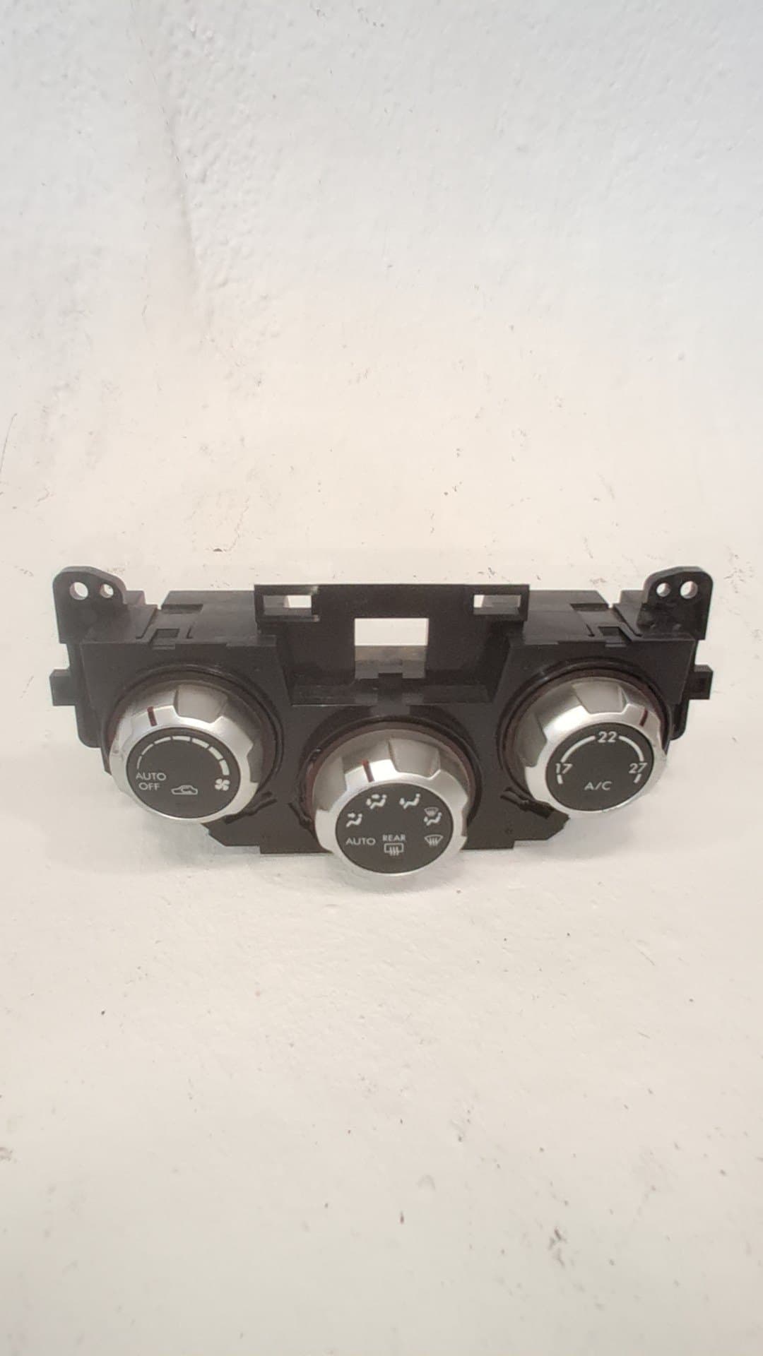 Mando climatizador SUBARU FORESTER S11 (SG)
