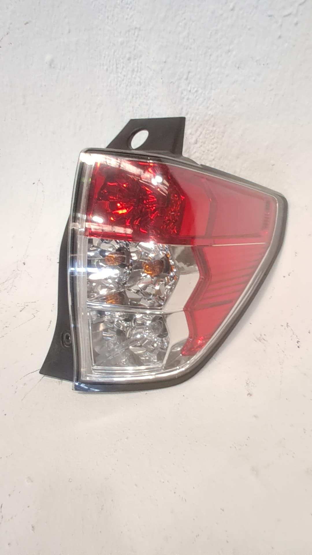 Piloto trasero derecho SUBARU FORESTER S11 (SG) 3