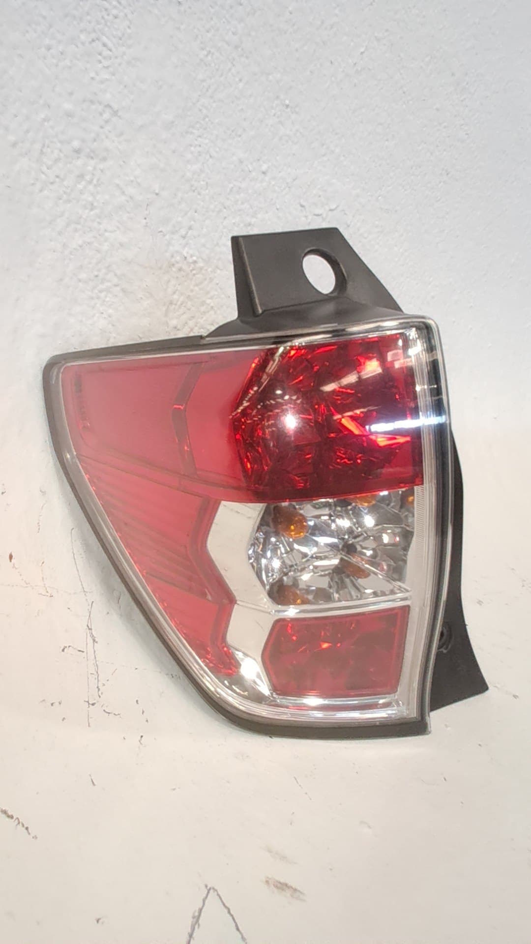 Piloto trasero izquierdo SUBARU FORESTER S11 (SG)