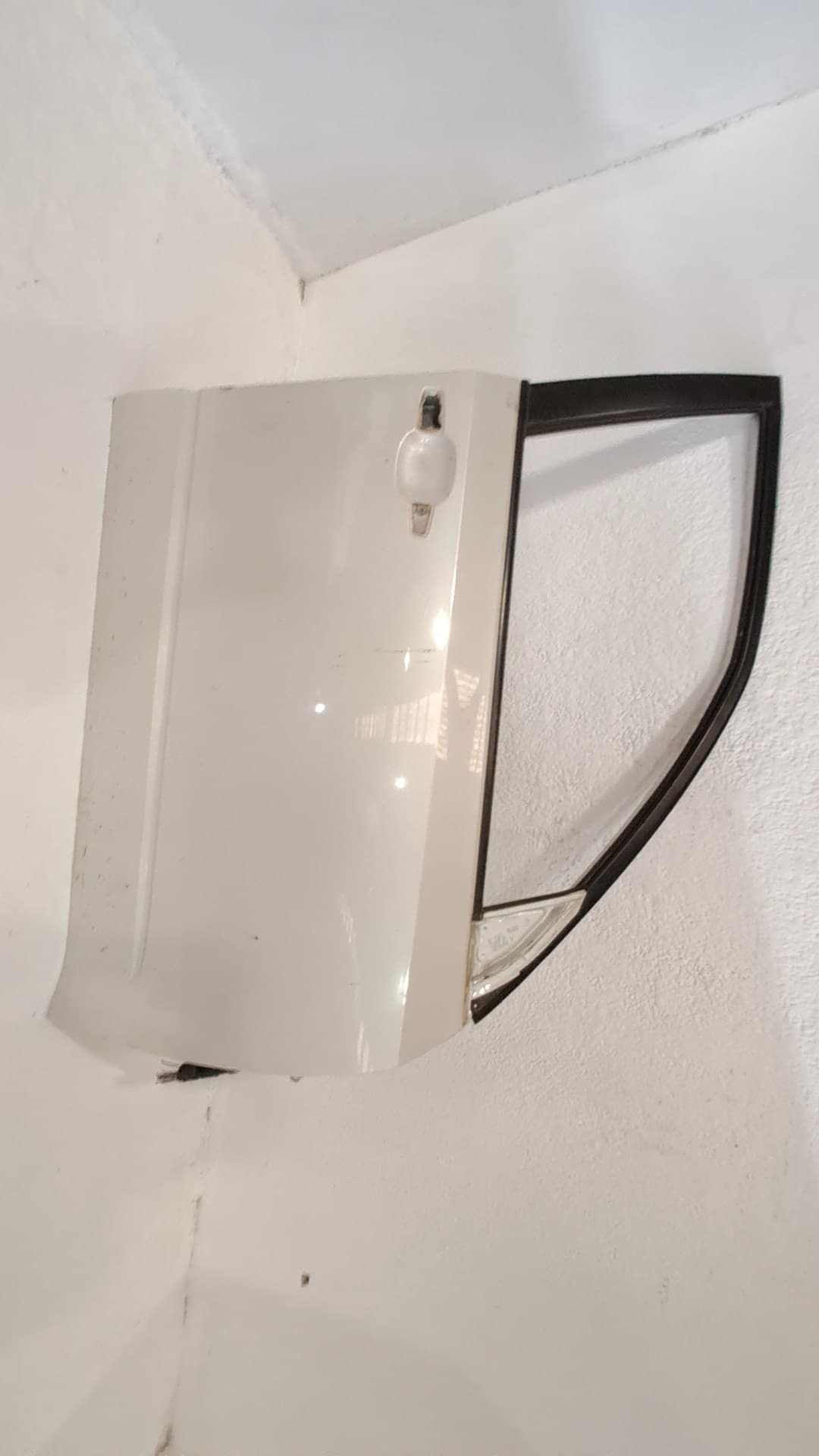 Puerta delantera derecha SUBARU FORESTER S11 (SG)