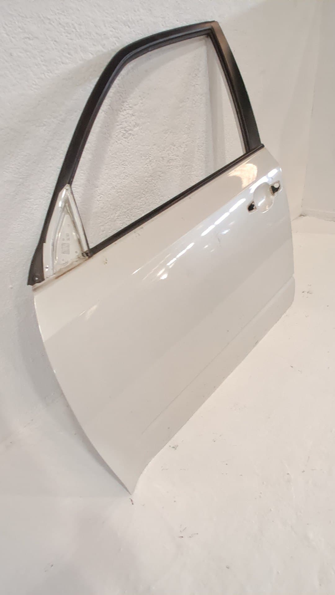 Puerta delantera izquierda SUBARU FORESTER S11 (SG) 4