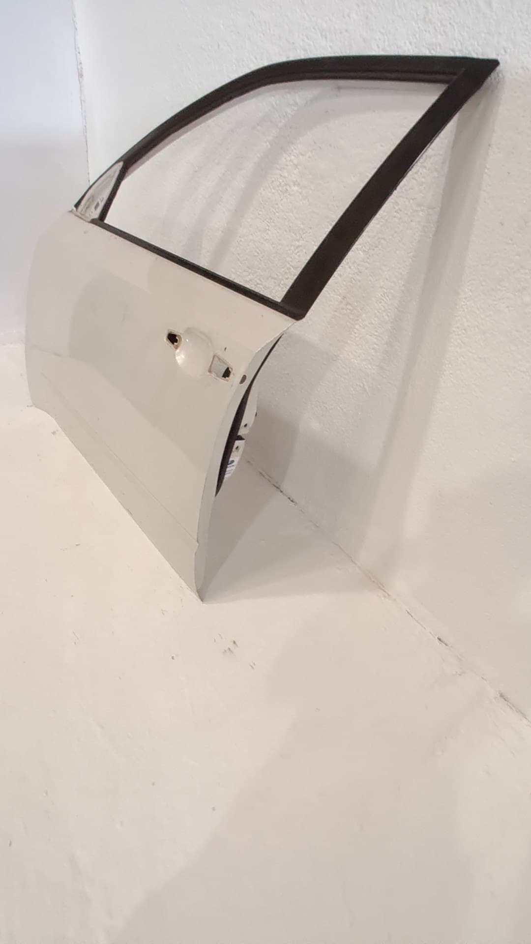 Puerta delantera izquierda SUBARU FORESTER S11 (SG) 3