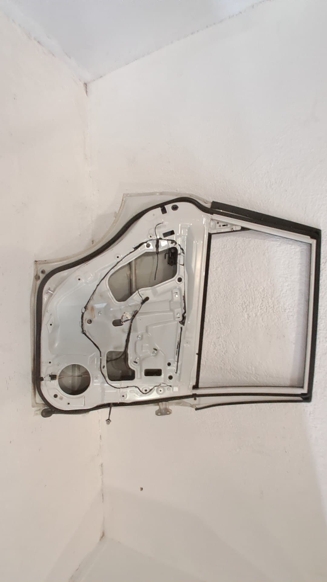 Puerta trasera izquierda SUBARU FORESTER S11 (SG) 2