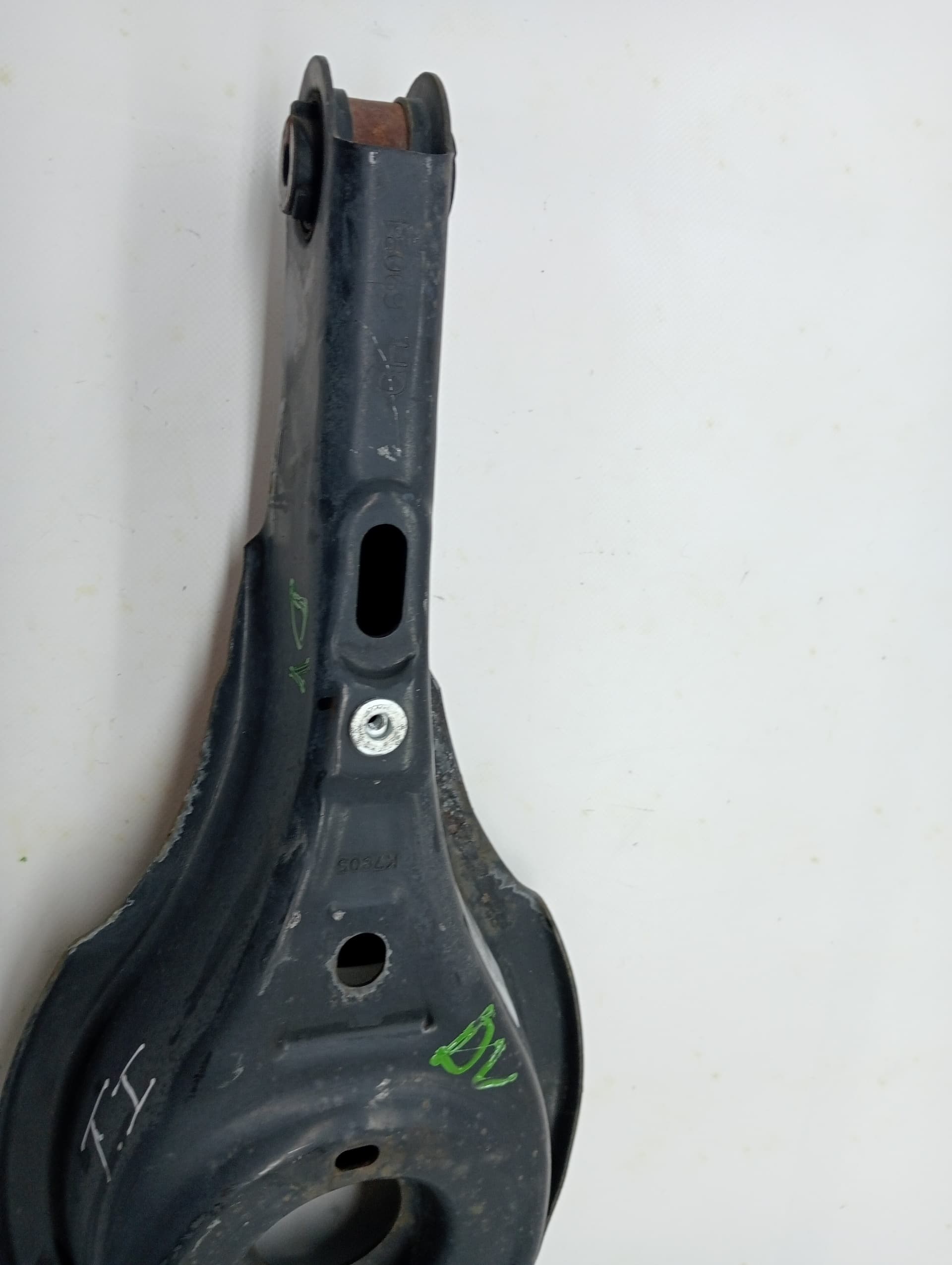 Brazo suspension inferior trasero izquierdo MAZDA 6 KOMBI ()(.2012->) 3