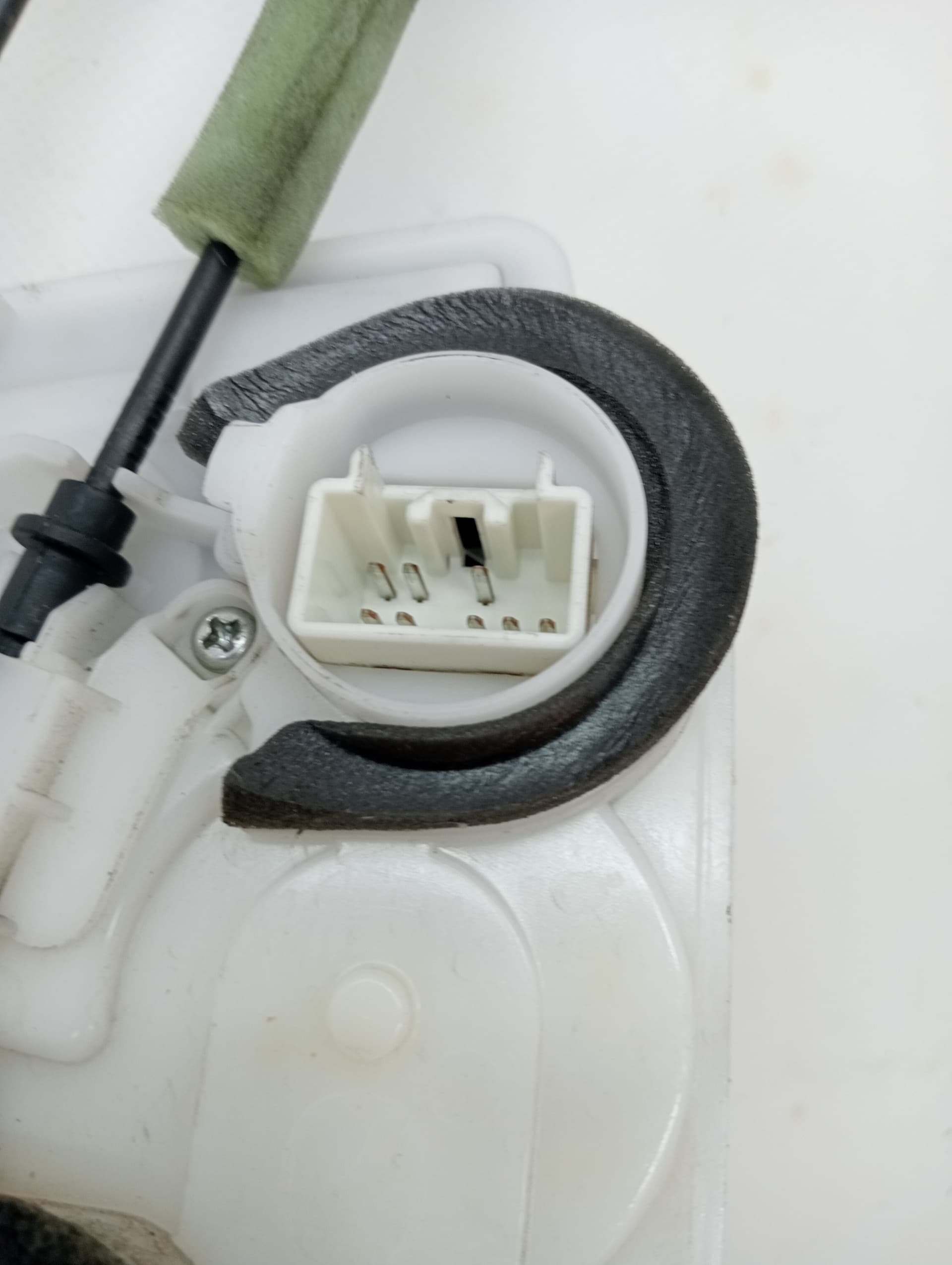 Cerradura puerta trasera derecha MAZDA 6 KOMBI ()(.2012->) 2