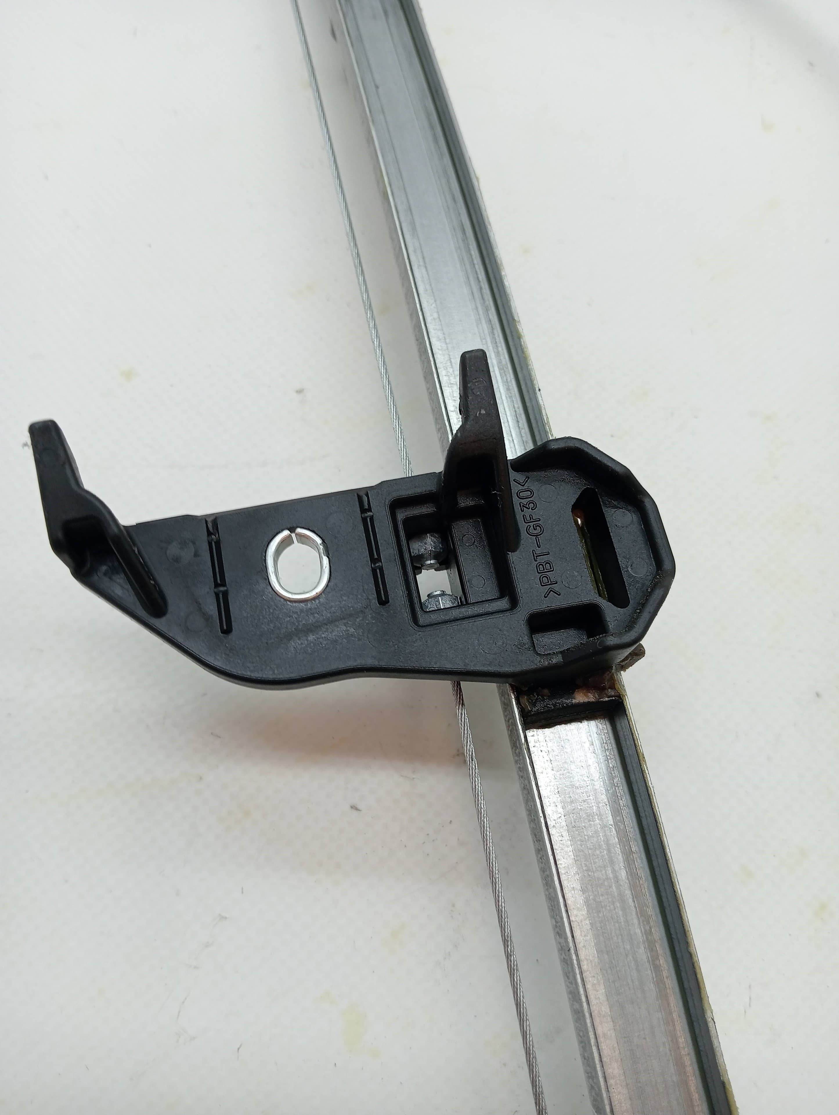 Elevalunas trasero derecho MAZDA 6 KOMBI ()(.2012->) 2