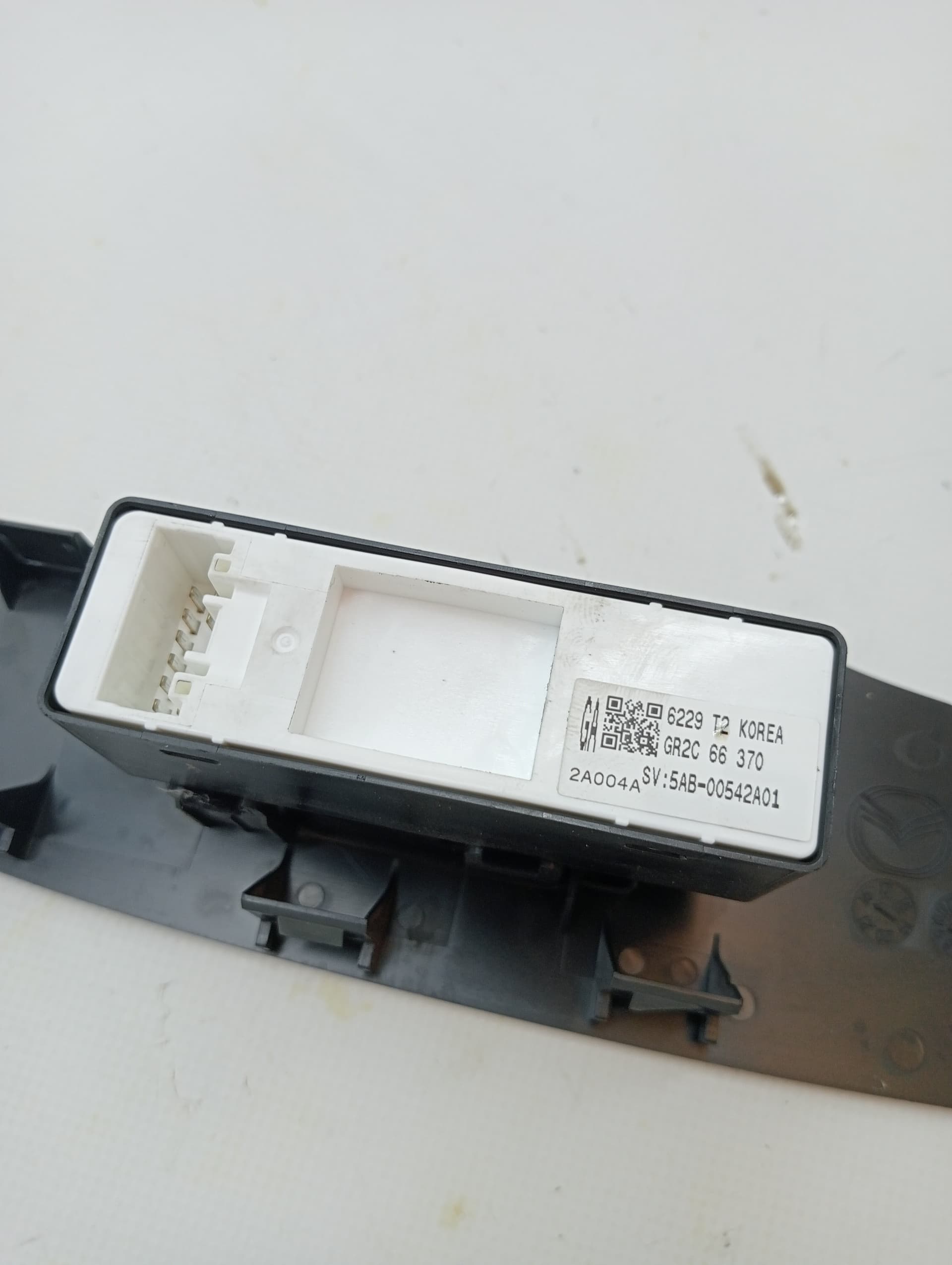 Mando elevalunas delantero derecho MAZDA 6 KOMBI ()(.2012->) 3