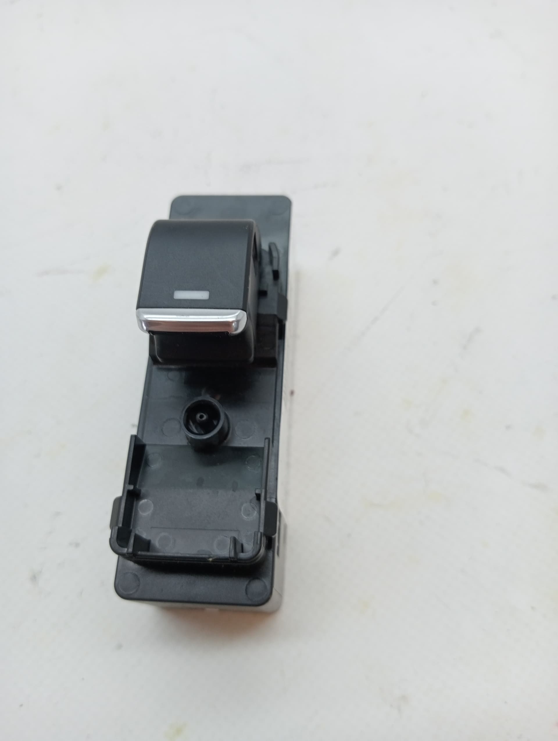 Mando elevalunas trasero derecho MAZDA 6 KOMBI ()(.2012->)