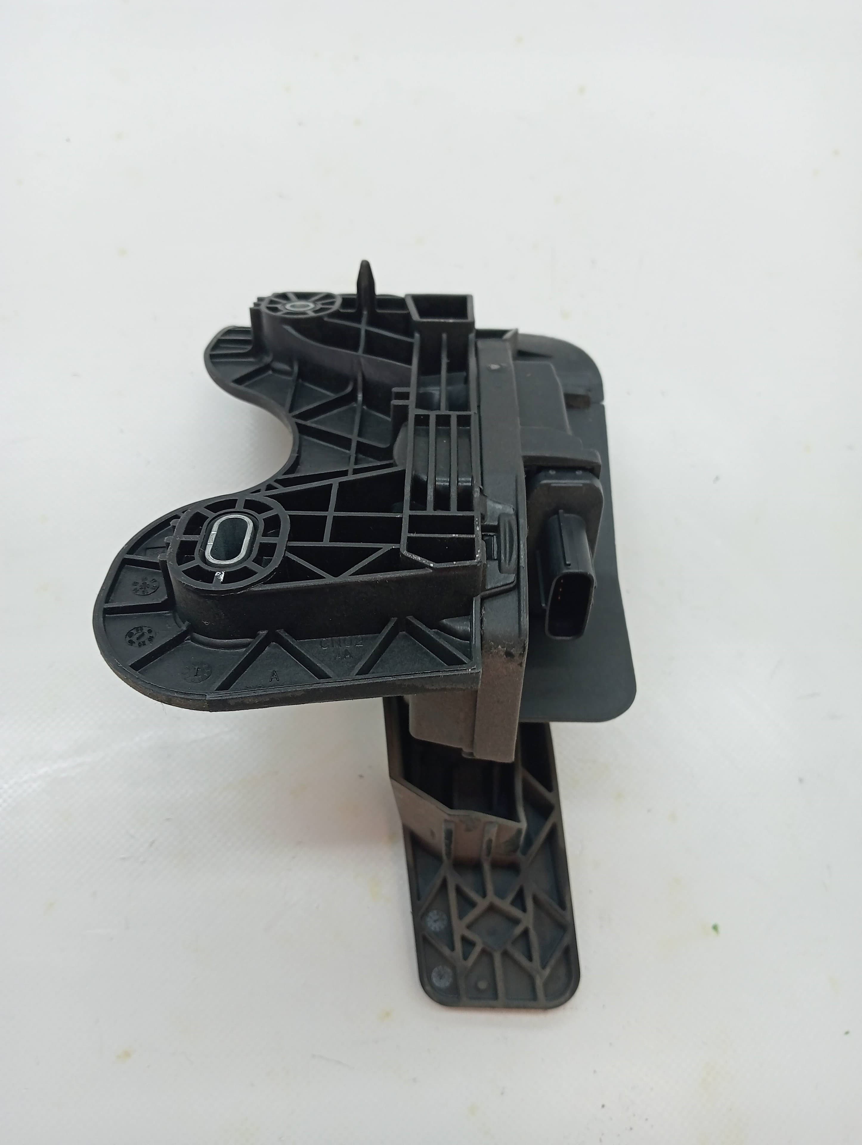 Pedal acelerador MAZDA 6 KOMBI ()(.2012->) 3