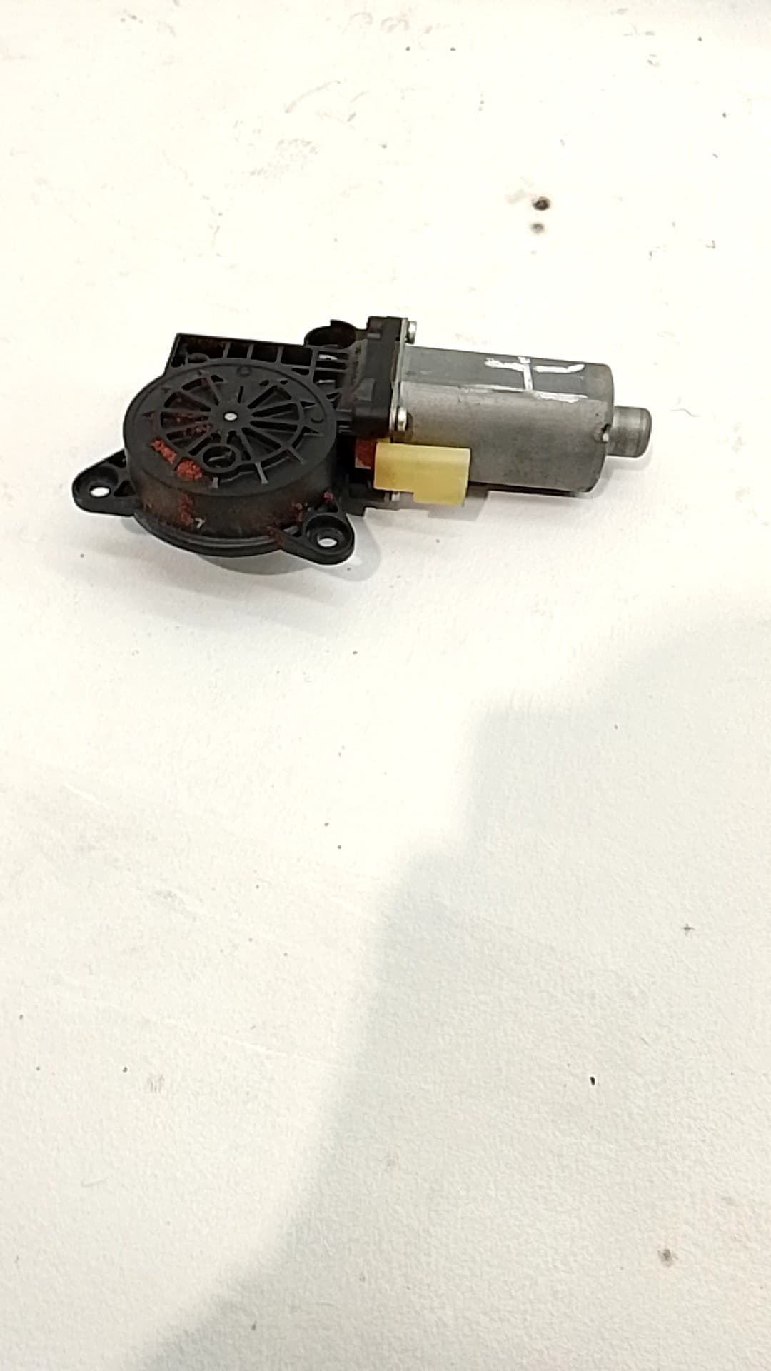 Motor elevalunas delantero izquierdo FORD FUSION (CBK)