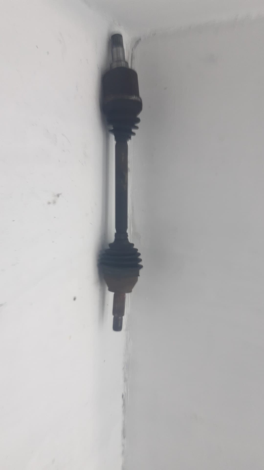 Transmision delantera izquierda FORD FUSION (CBK)