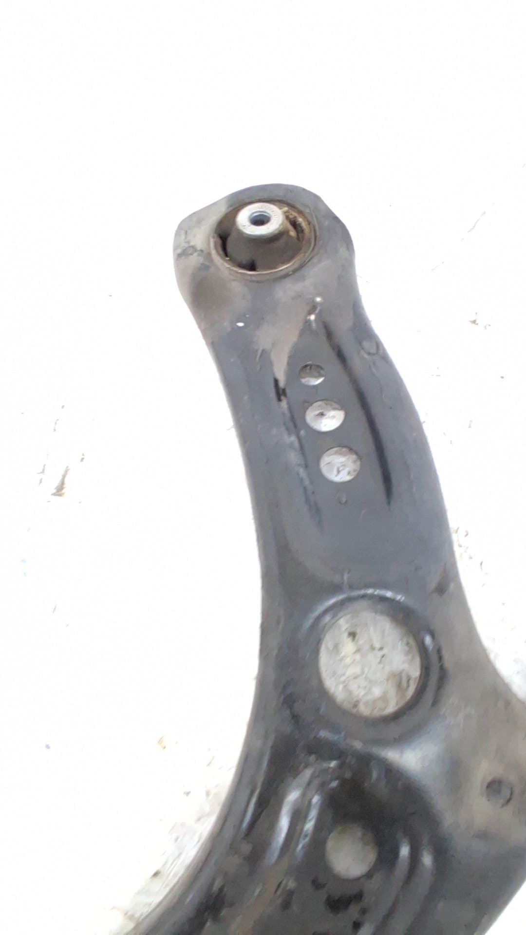 Brazo suspension inferior delantero derecho SKODA OCTAVIA BERLINA (1Z3) 3
