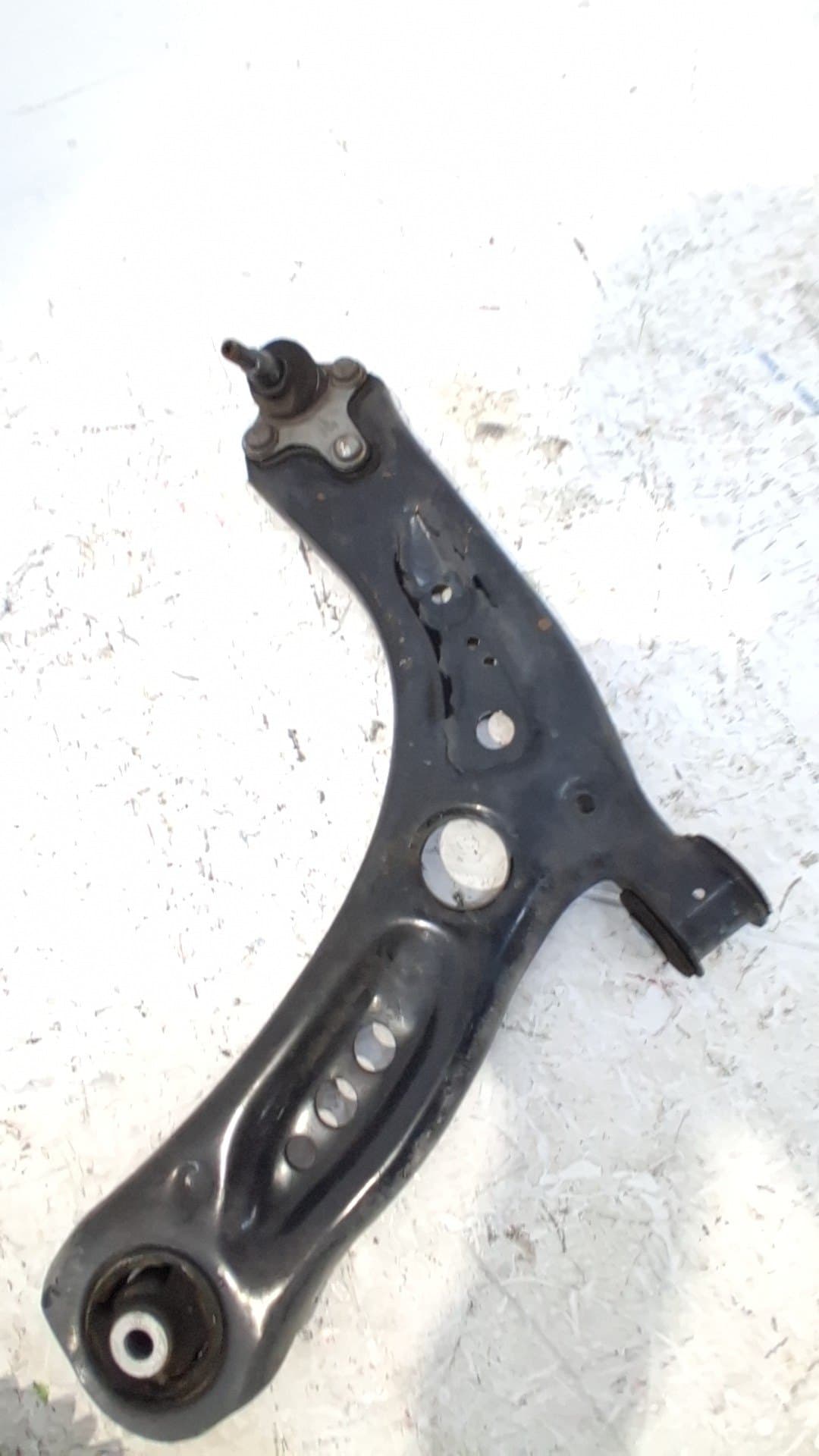 Brazo suspension inferior delantero izquierdo SKODA OCTAVIA BERLINA (1Z3)