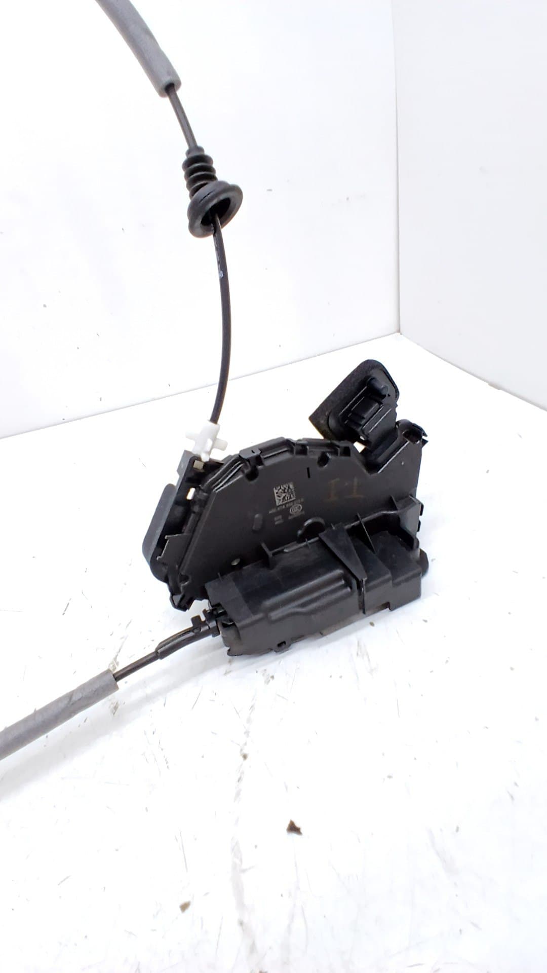 Cerradura puerta trasera izquierda SKODA OCTAVIA BERLINA (1Z3) 3