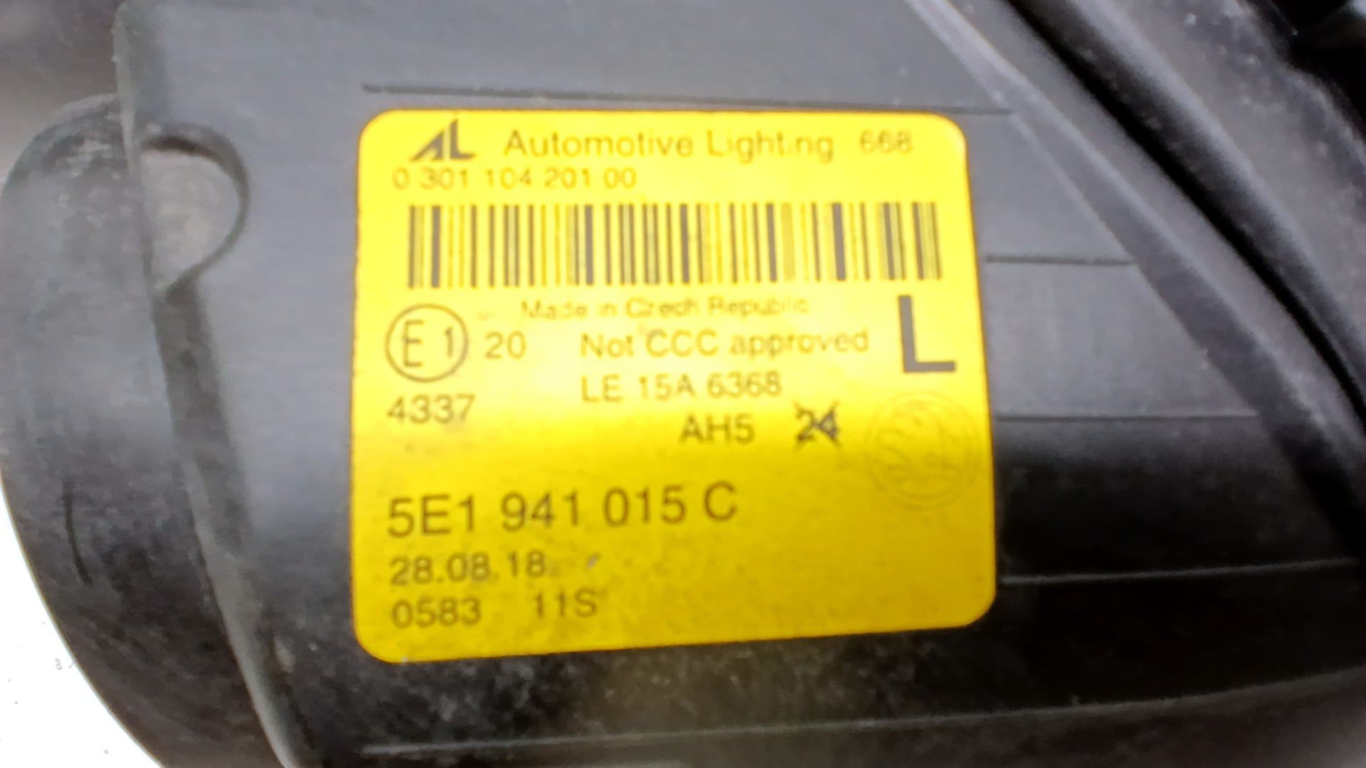 Faro izquierdo SKODA OCTAVIA BERLINA (1Z3) 2