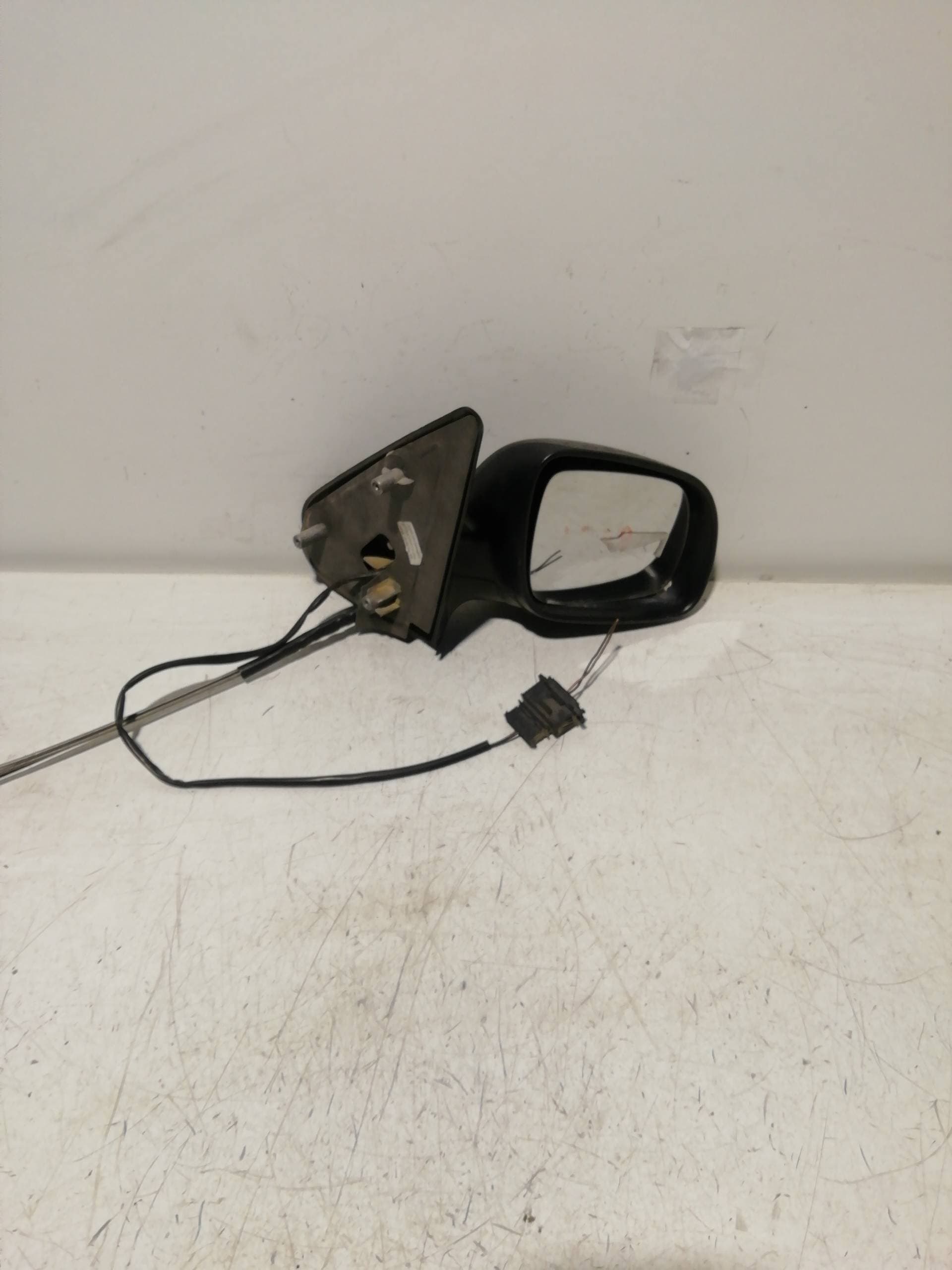 Retrovisor derecho SEAT CORDOBA BERLINA (6K2)