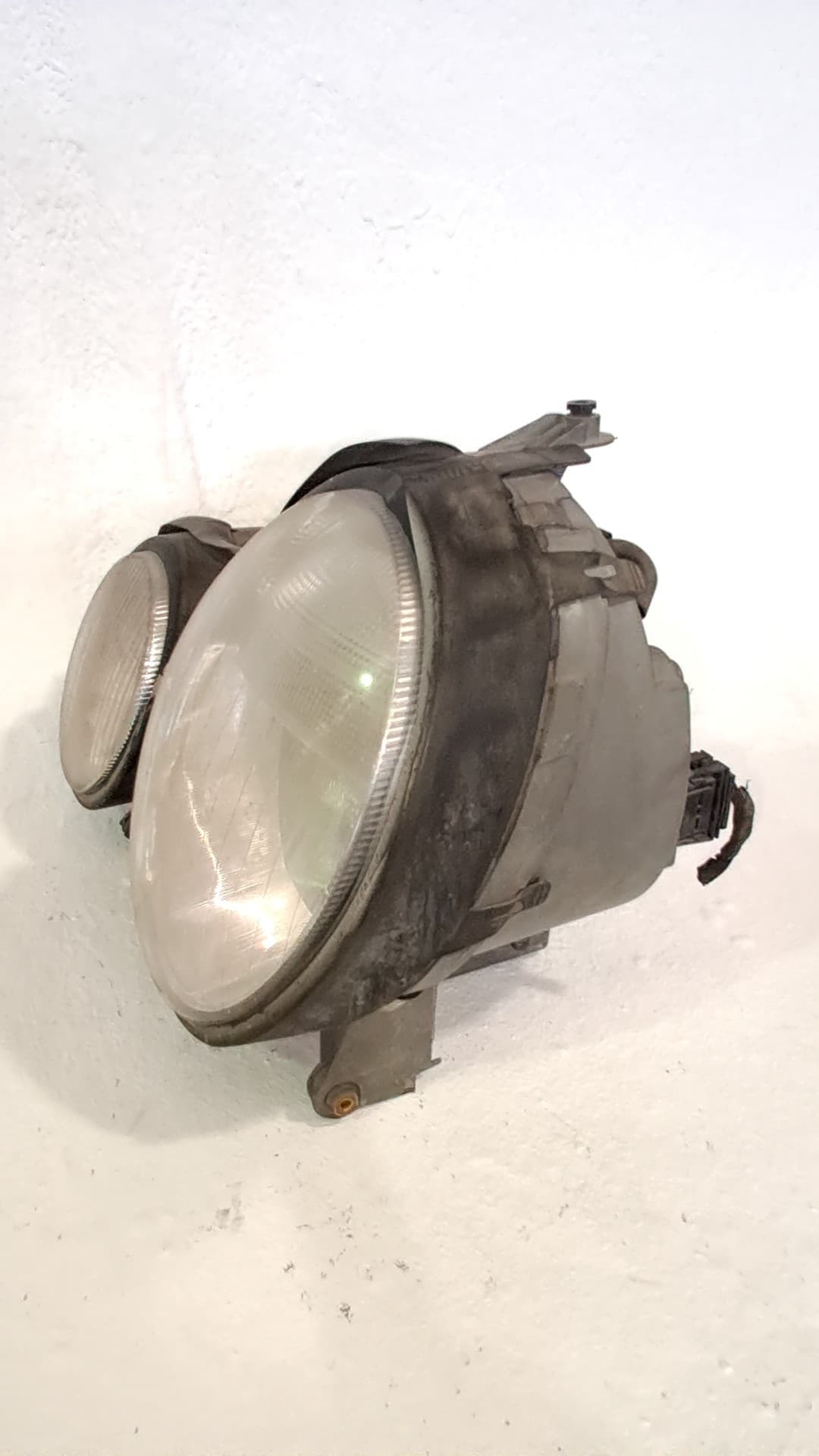 Faro izquierdo MERCEDES-BENZ CLASE E (W123) BERLINA+COUPE 4