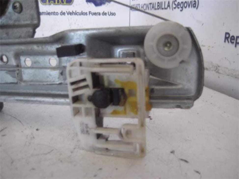 Elevalunas trasero izquierdo RENAULT MEGANE II BERLINA 5P 2