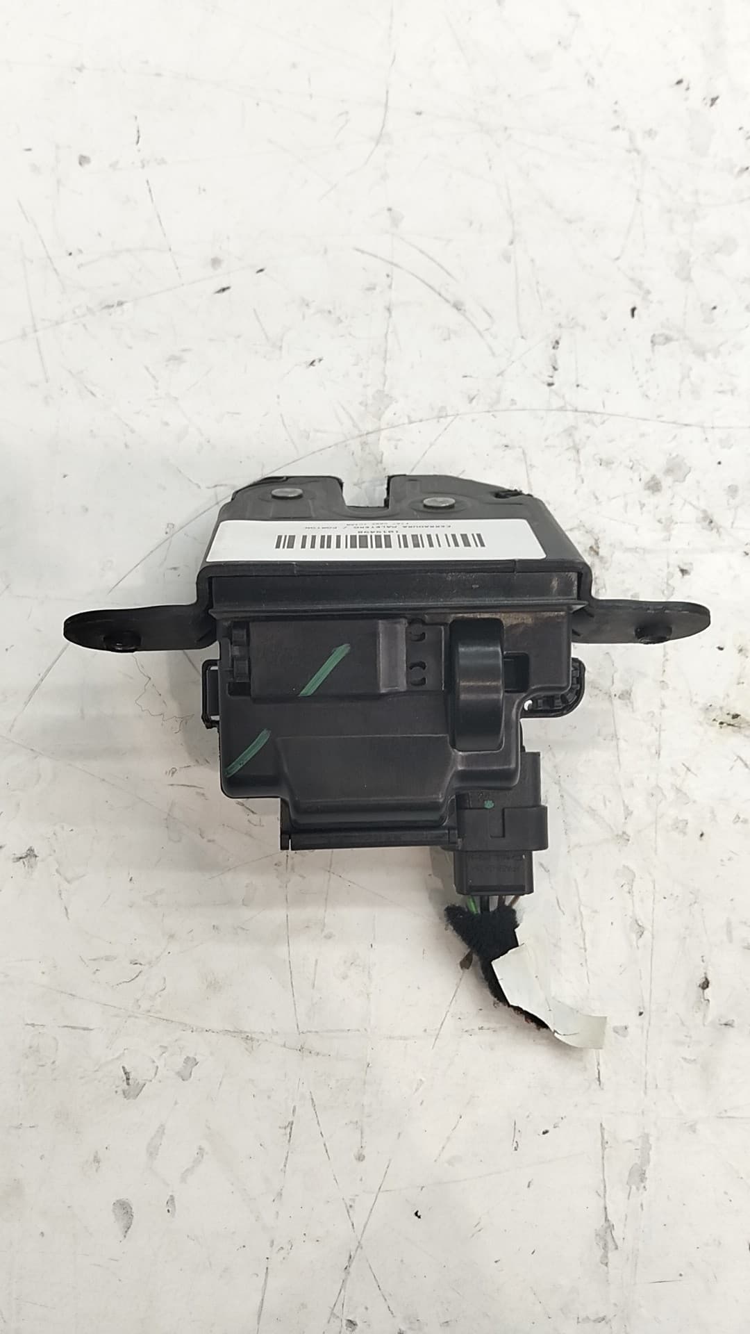 Cerradura maletero / porton FIAT 500E
