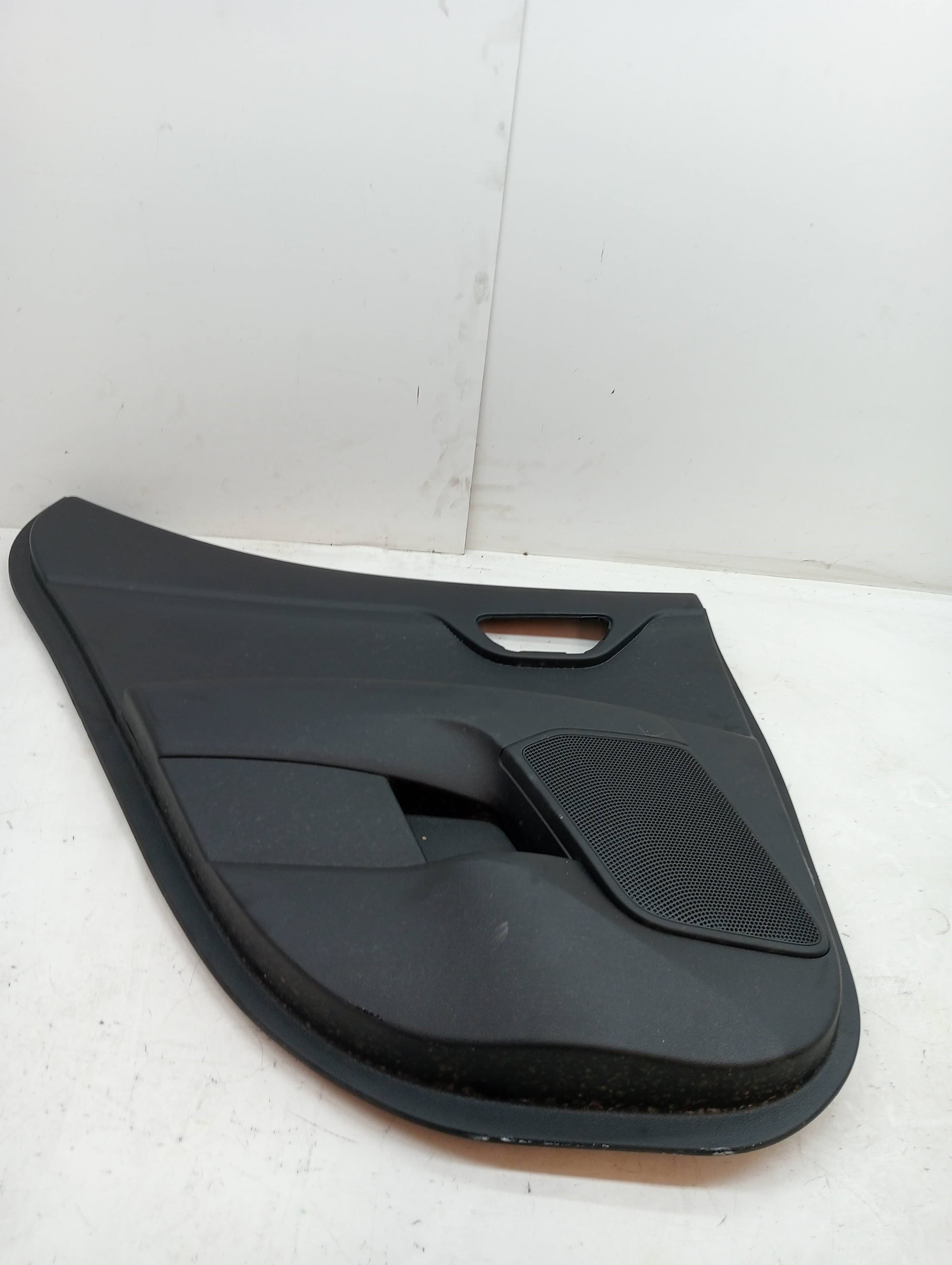 Recambio KIA STONIC ref. 83301H8510WK