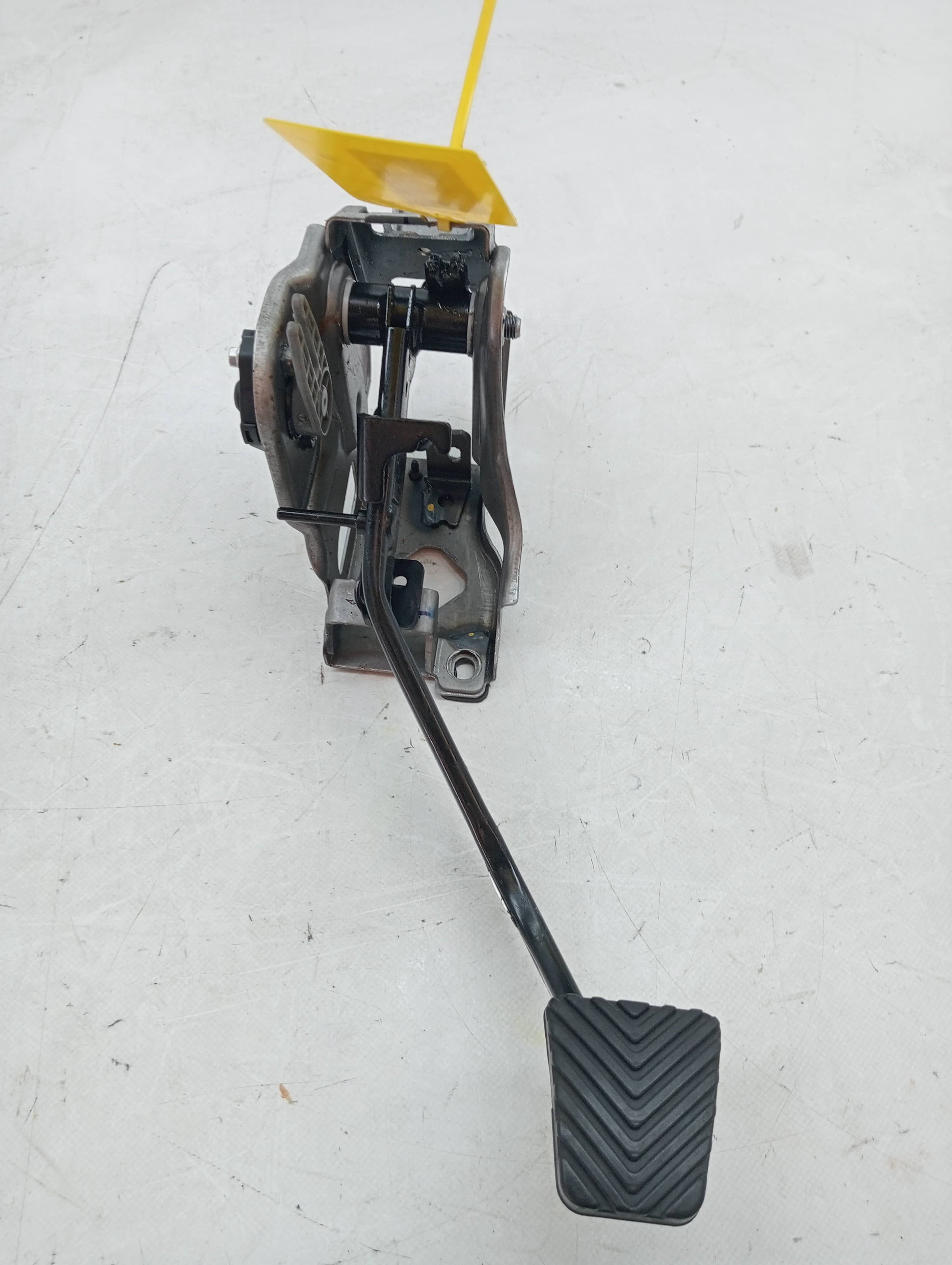 Pedal embrague KIA STONIC
