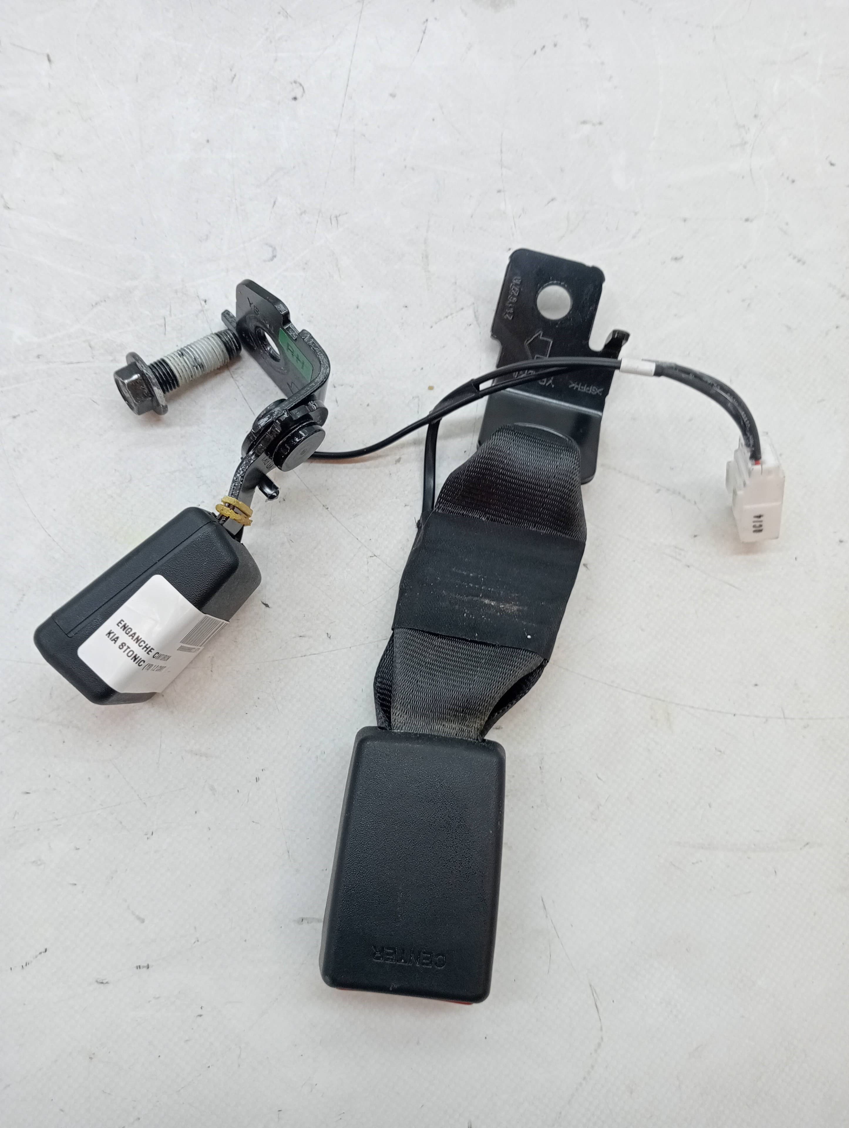 Enganche cinturon KIA STONIC 2