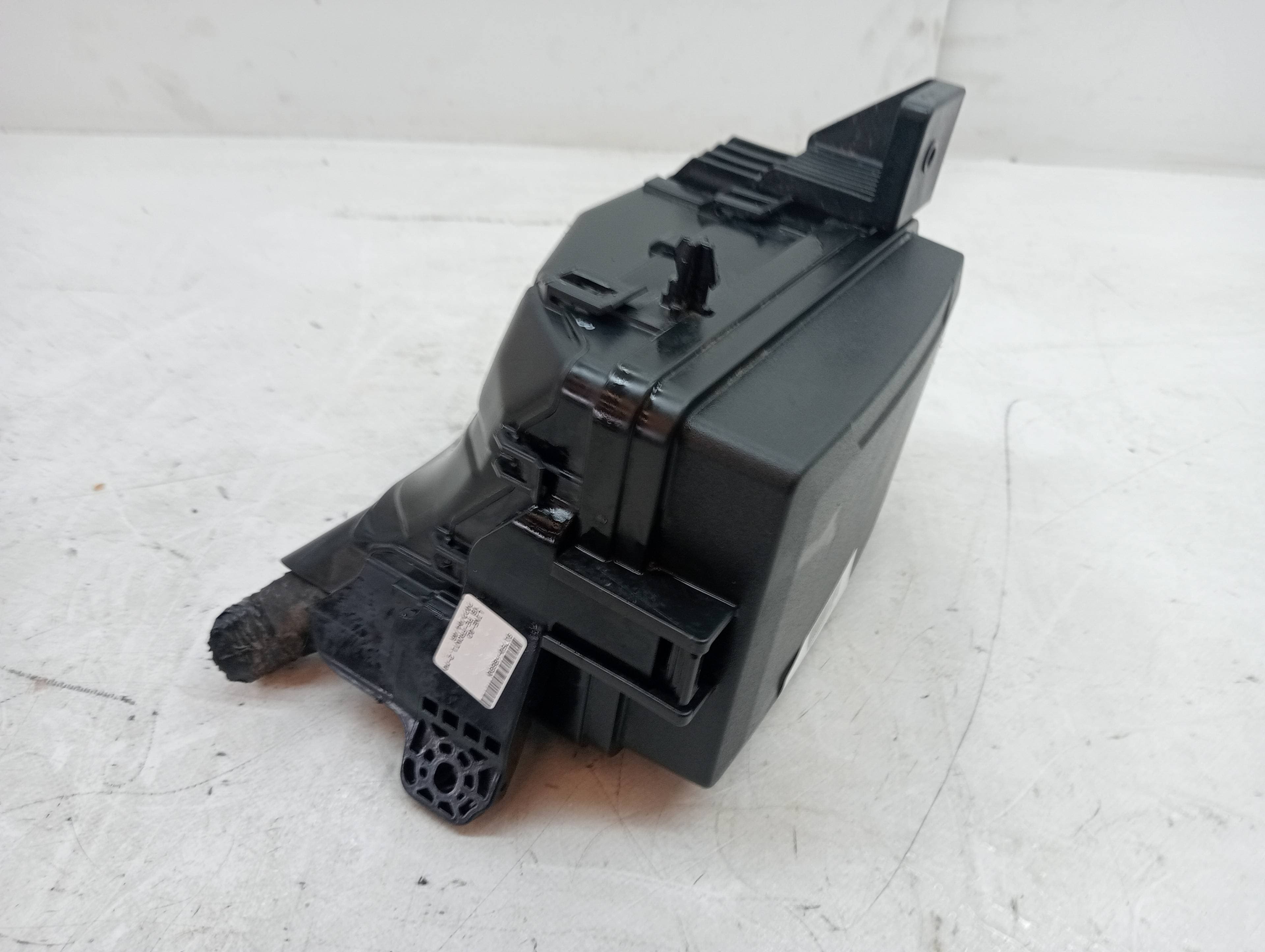 Caja reles / fusibles KIA STONIC 2