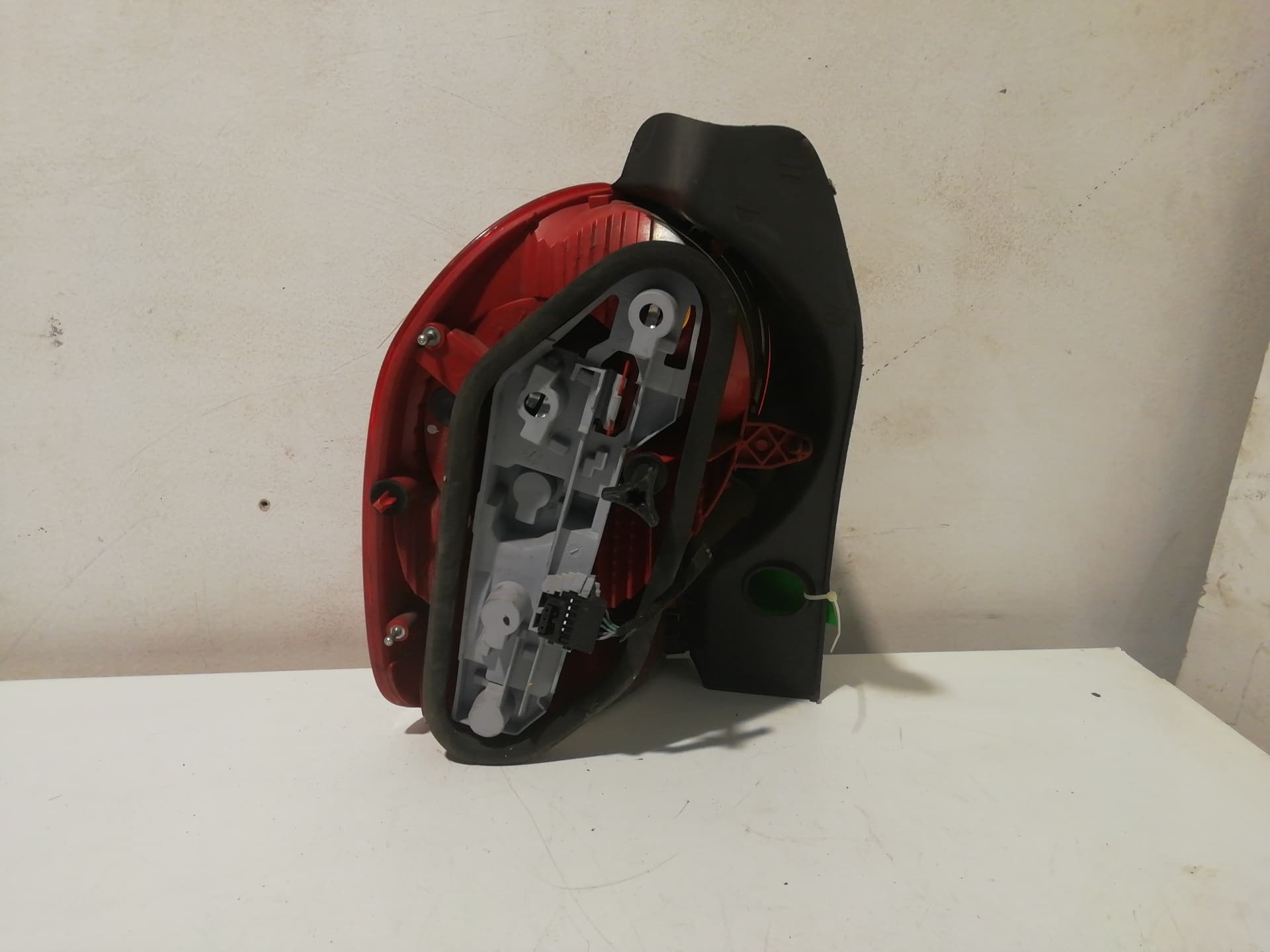 Piloto trasero derecho RENAULT MODUS 2