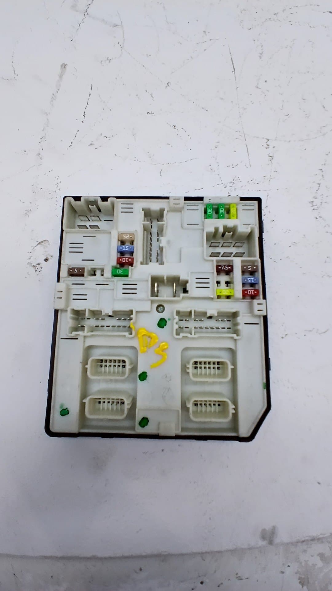 Caja reles / fusibles RENAULT GRAND SCENIC III (JZ0/1_)
