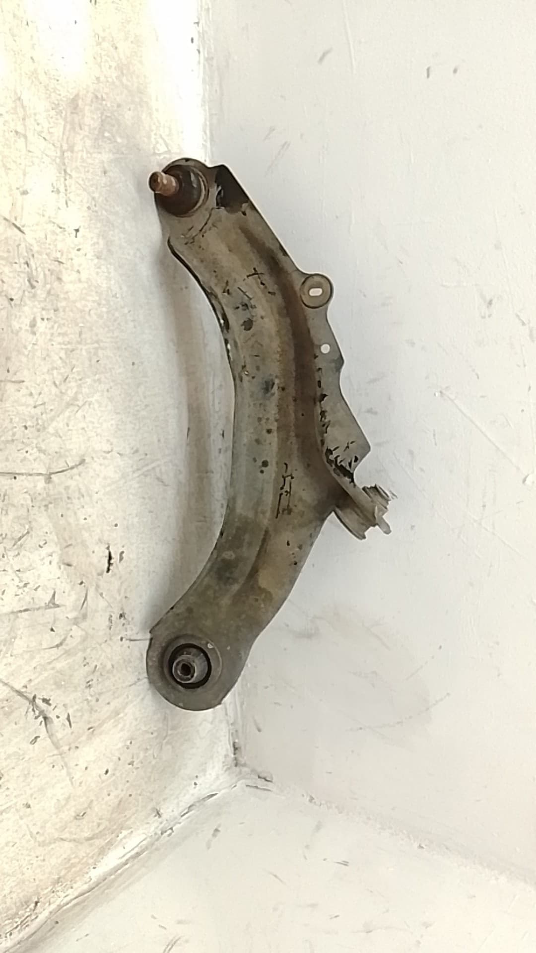 Brazo suspension inferior delantero izquierdo RENAULT SCENIC (JA..) 4