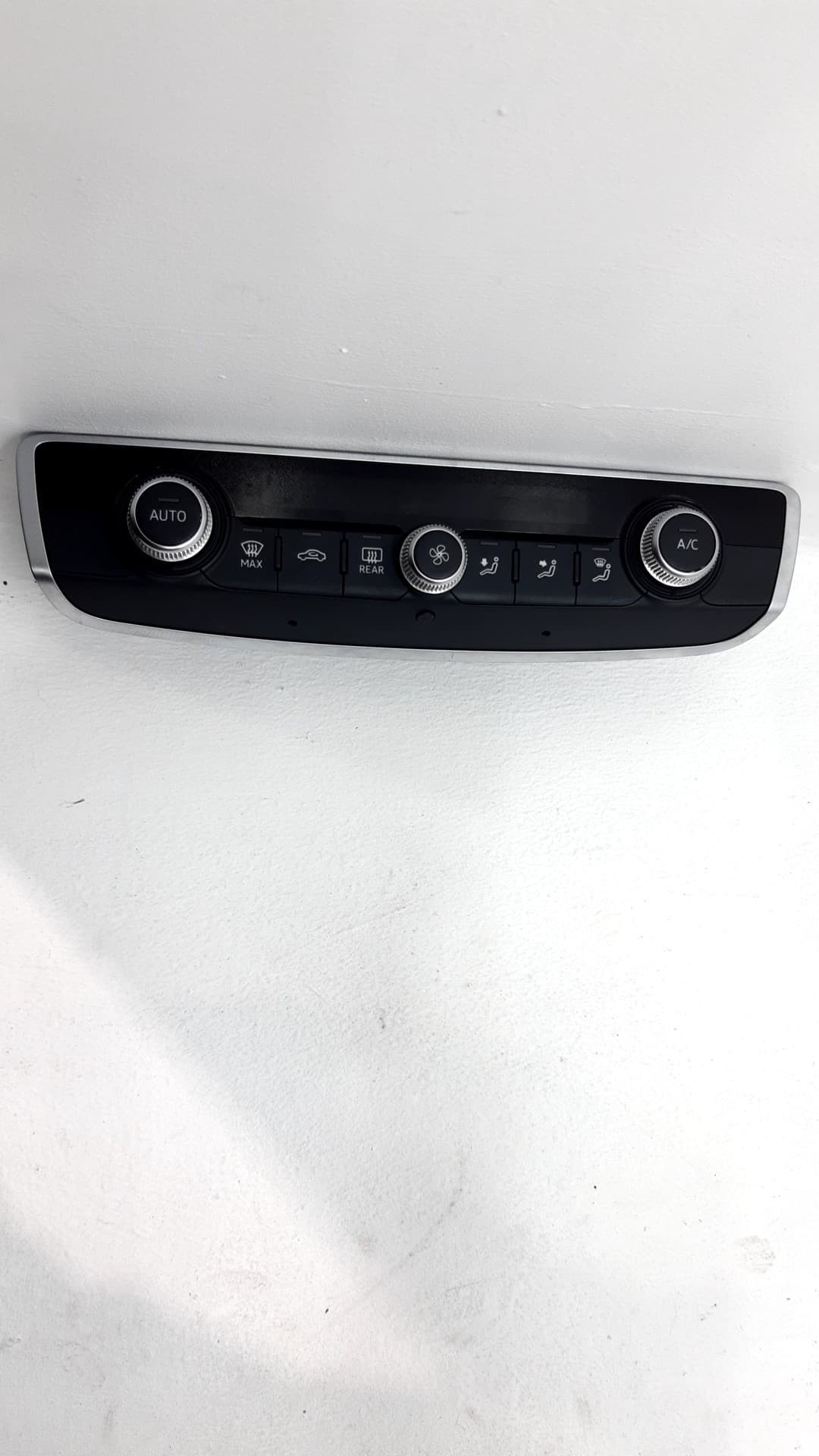 Recambio AUDI A3 (8V) ref. 8V0820043C