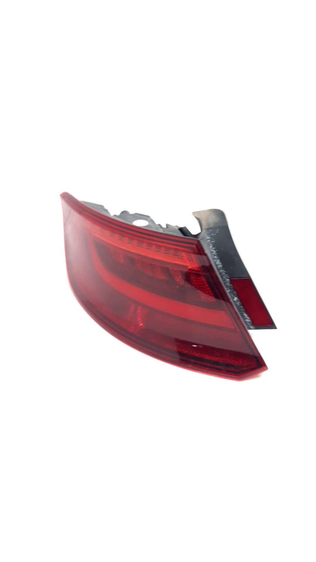 Piloto trasero izquierdo AUDI A3 (8V)