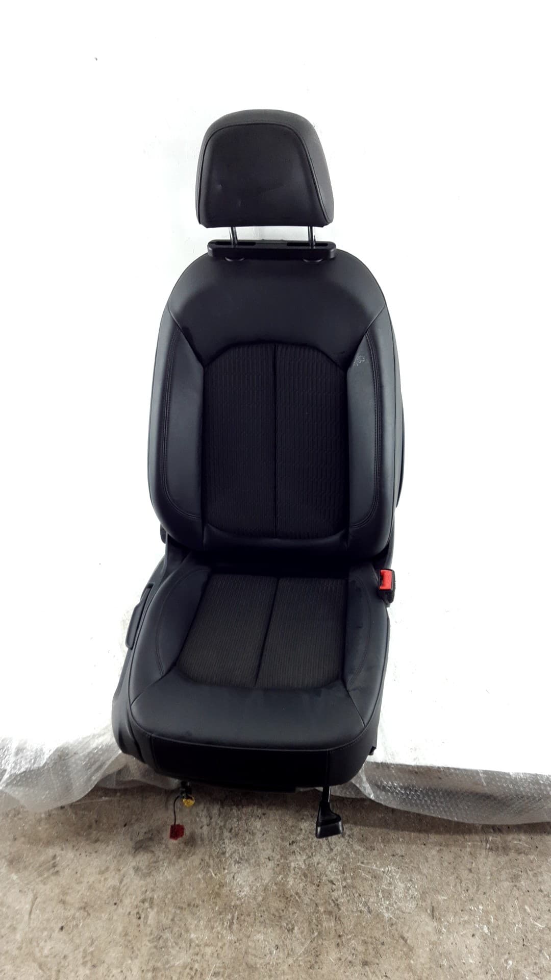 Asiento delantero derecho AUDI A3 (8V)
