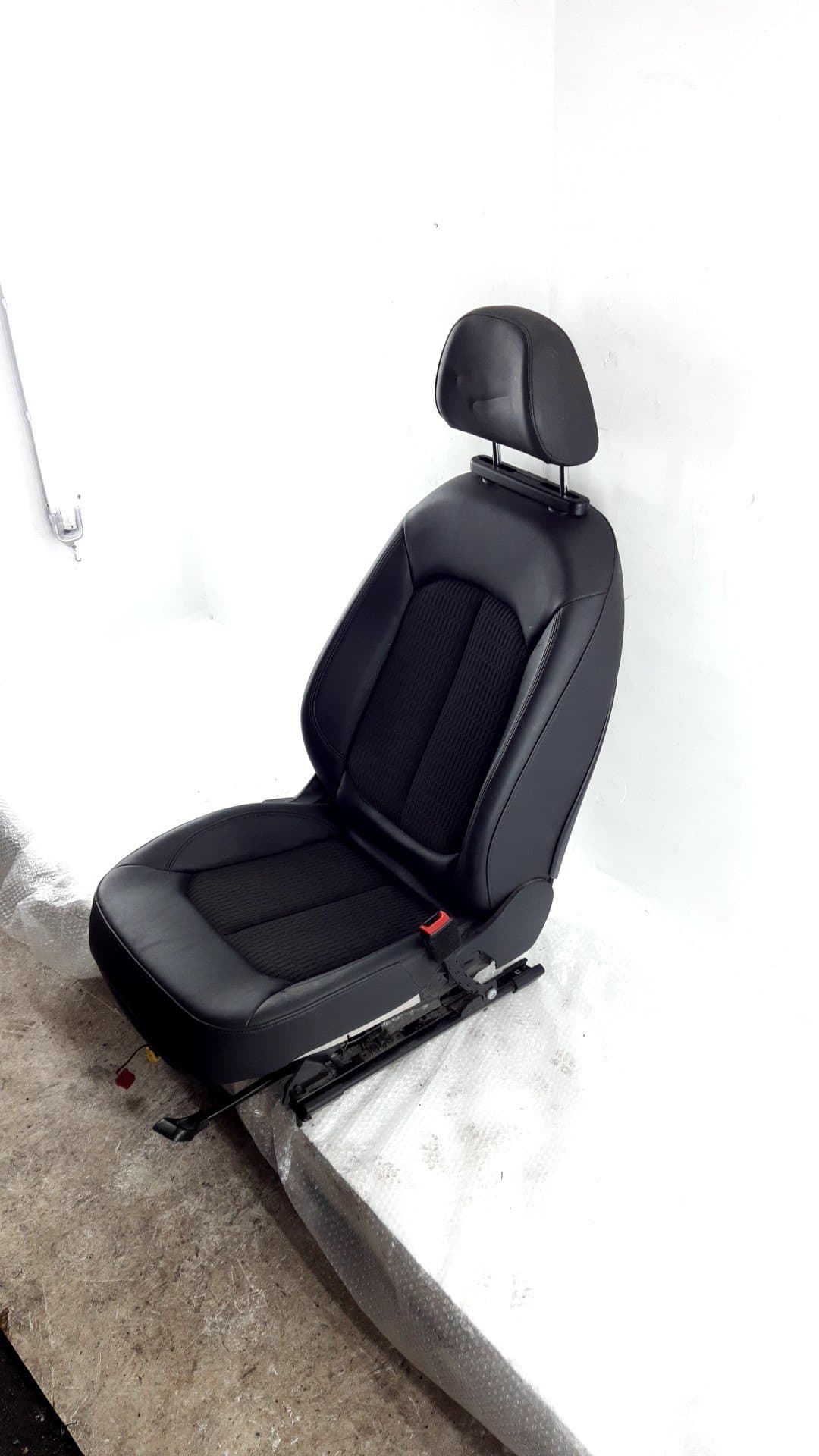 Asiento delantero derecho AUDI A3 (8V) 4