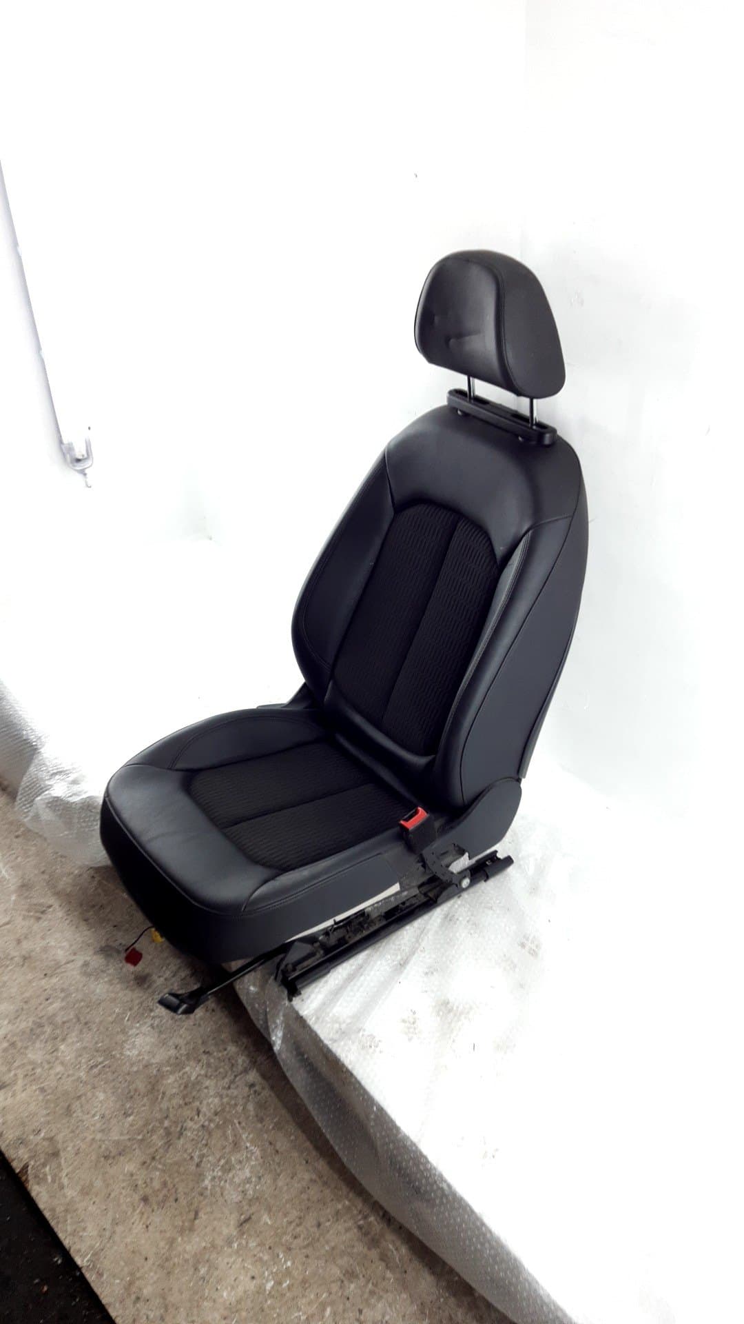 Asiento delantero derecho AUDI A3 (8V) 3