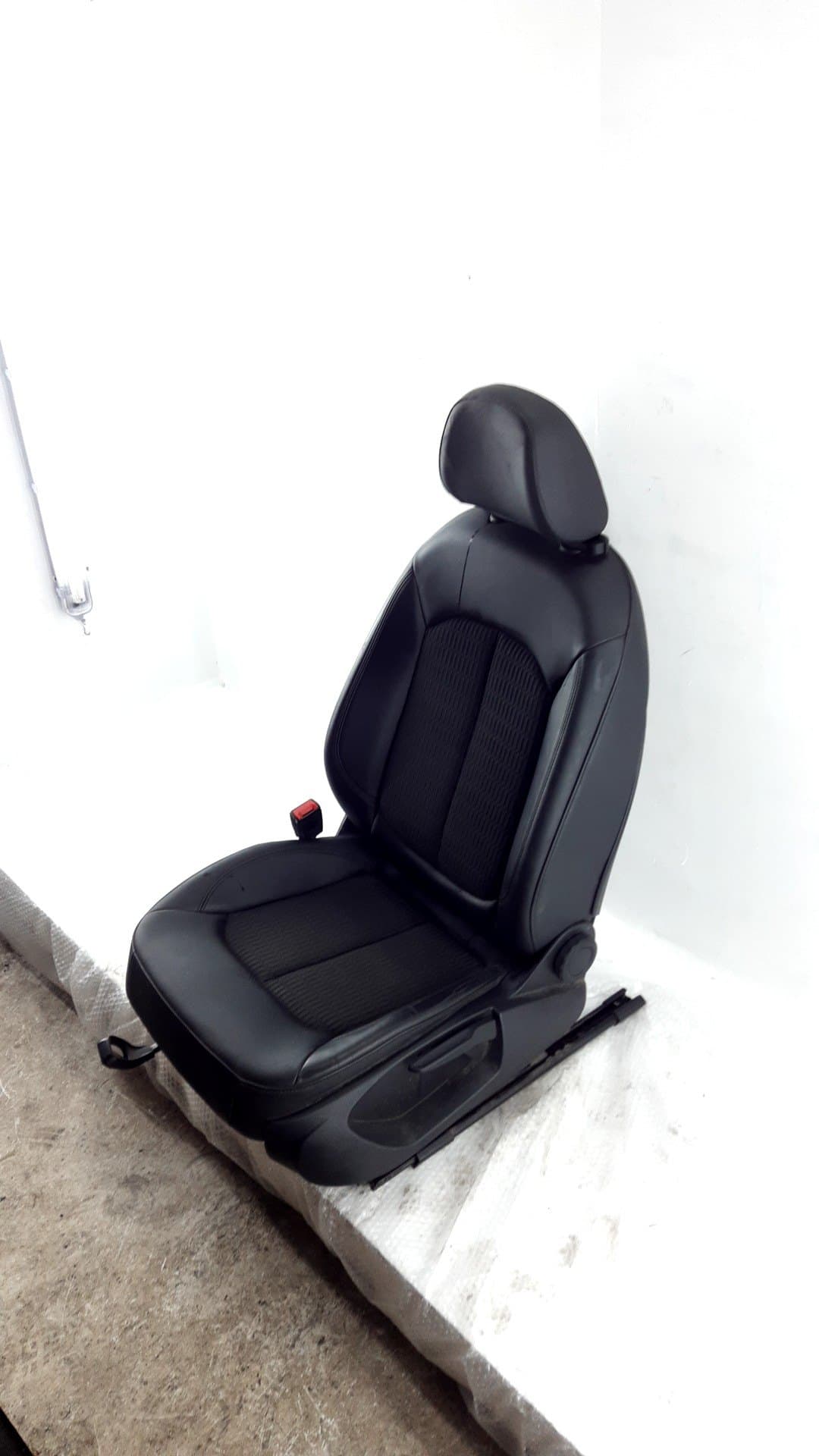 Asiento delantero izquierdo AUDI A3 (8V) 3