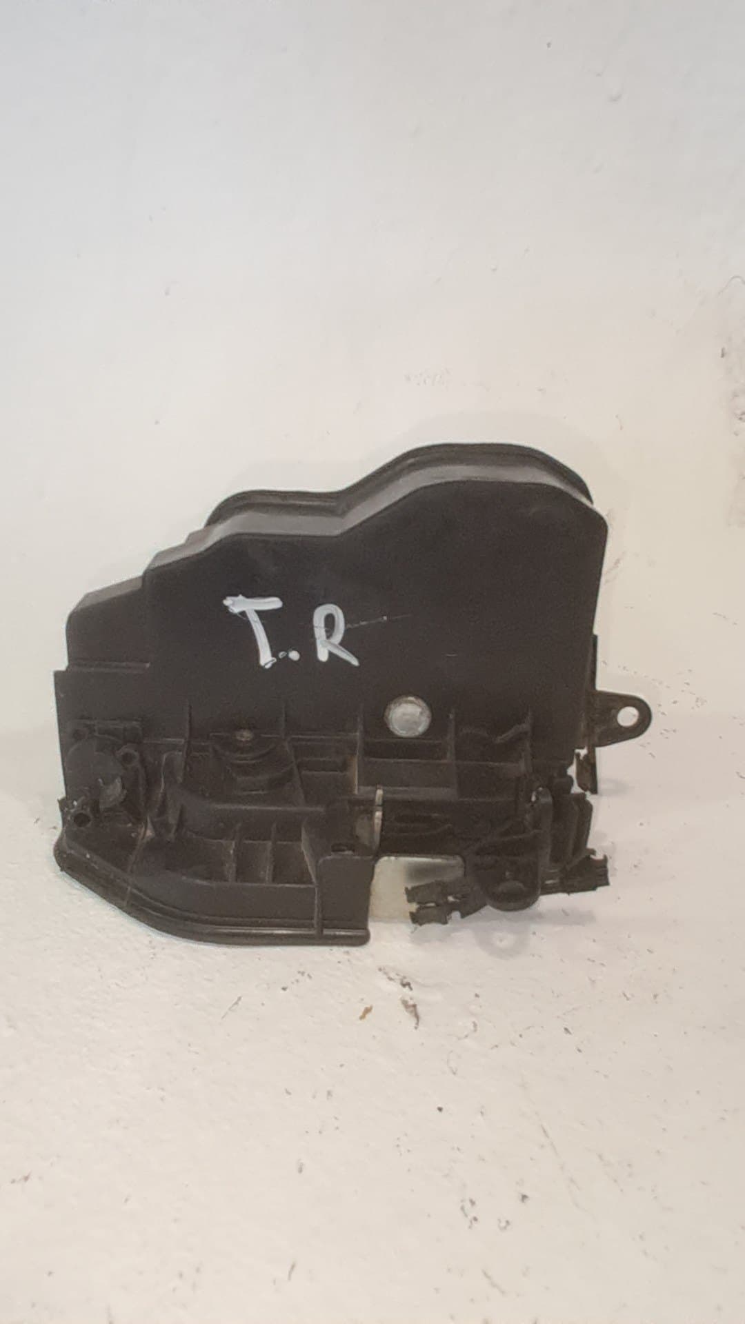 Cerradura puerta trasera derecha BMW SERIE 1 BERLINA (E81/E87)