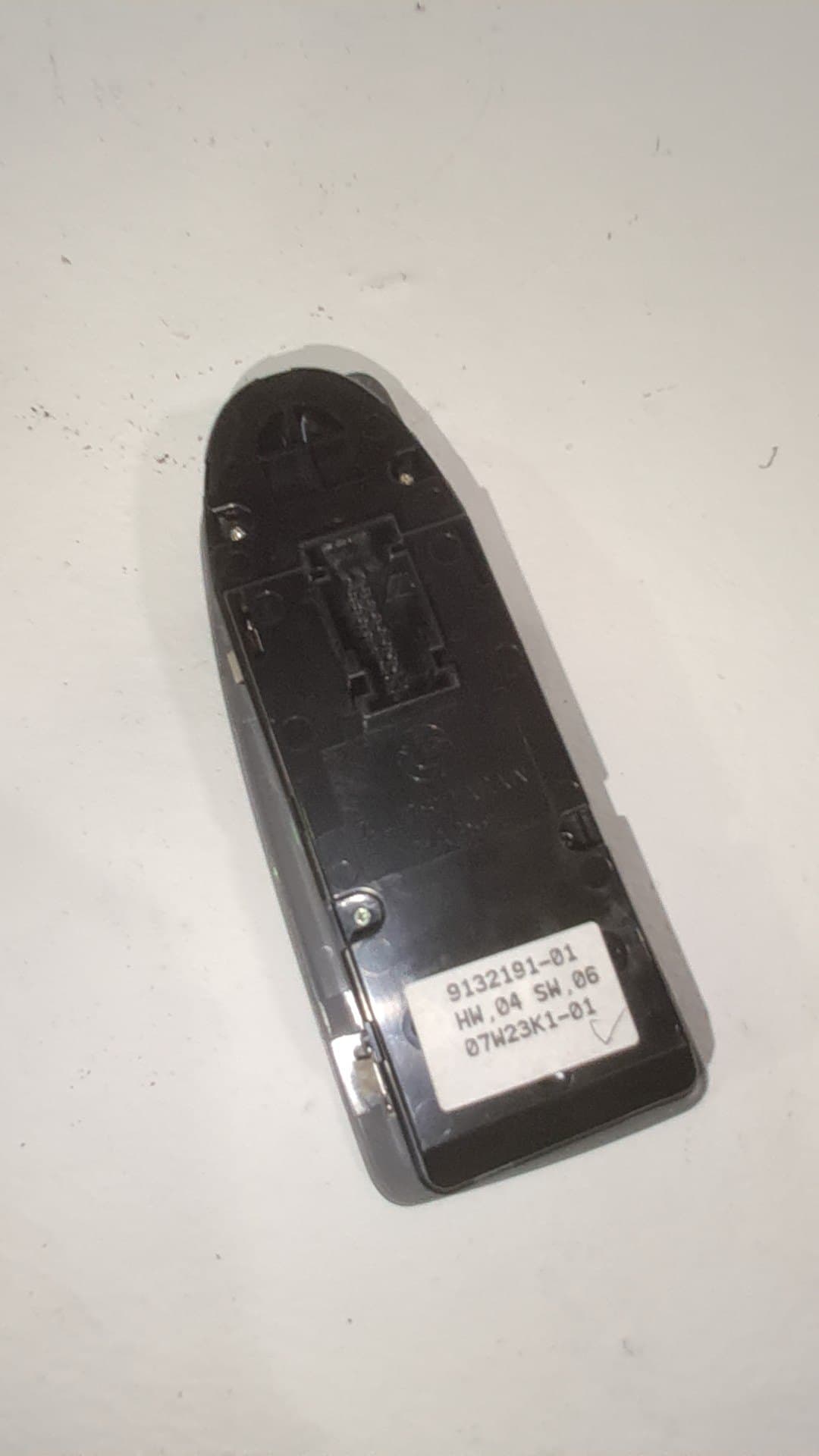 Mando elevalunas delantero izquierdo BMW SERIE 1 BERLINA (E81/E87) 2