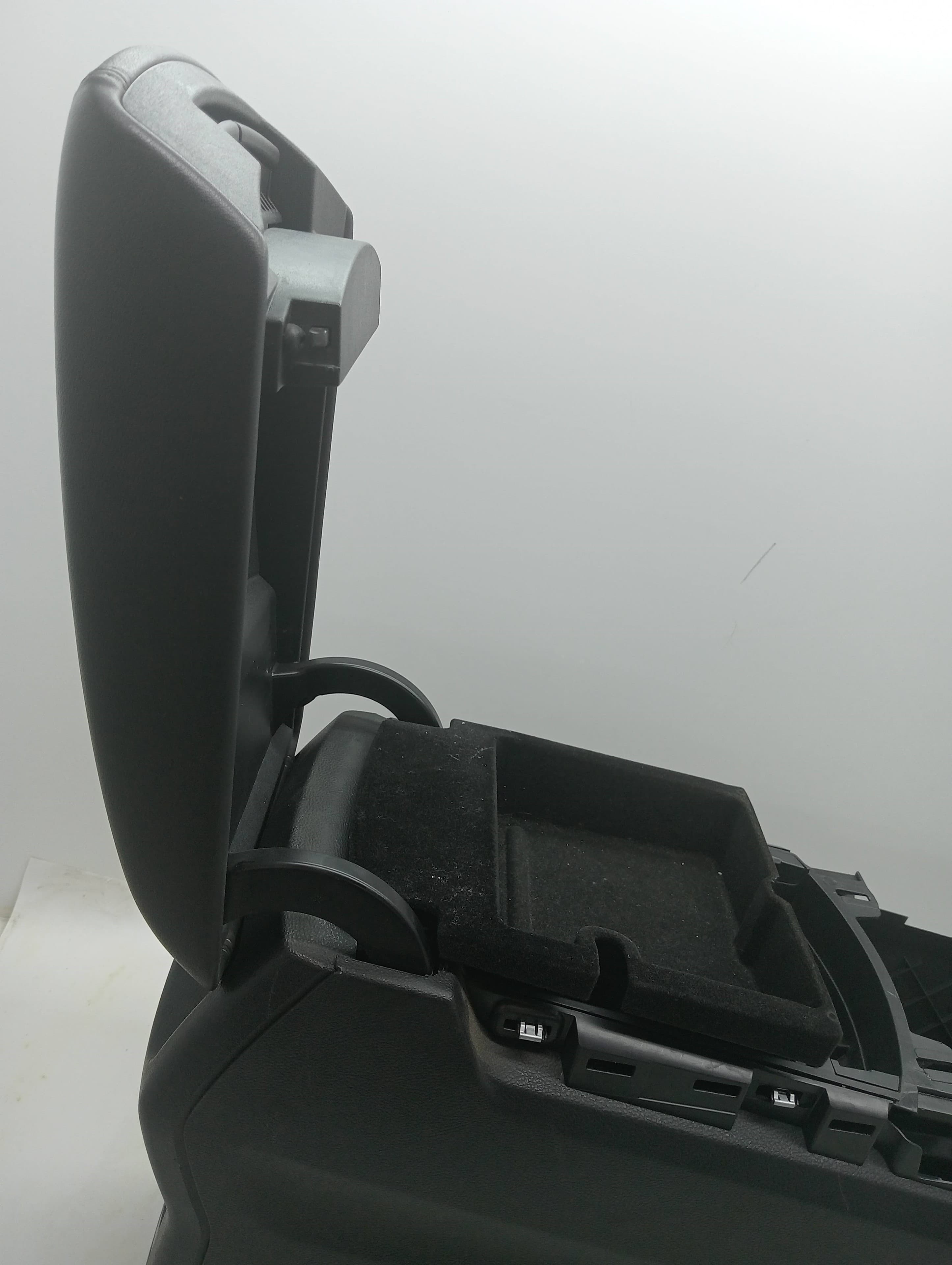 Consola central FORD S-MAX (CA1) 2