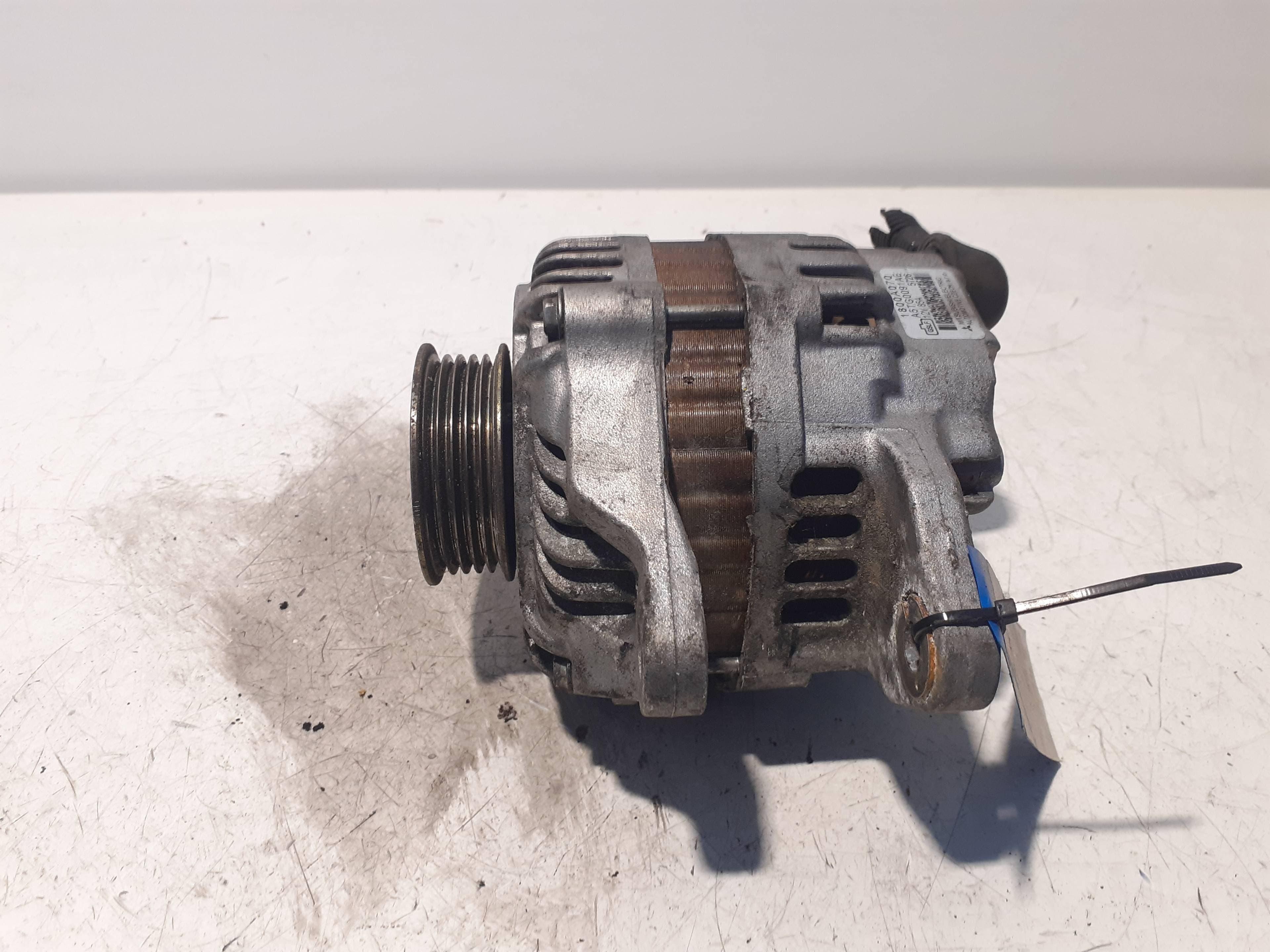 Alternador MITSUBISHI COLT BERLINA 3 (CZ) 4