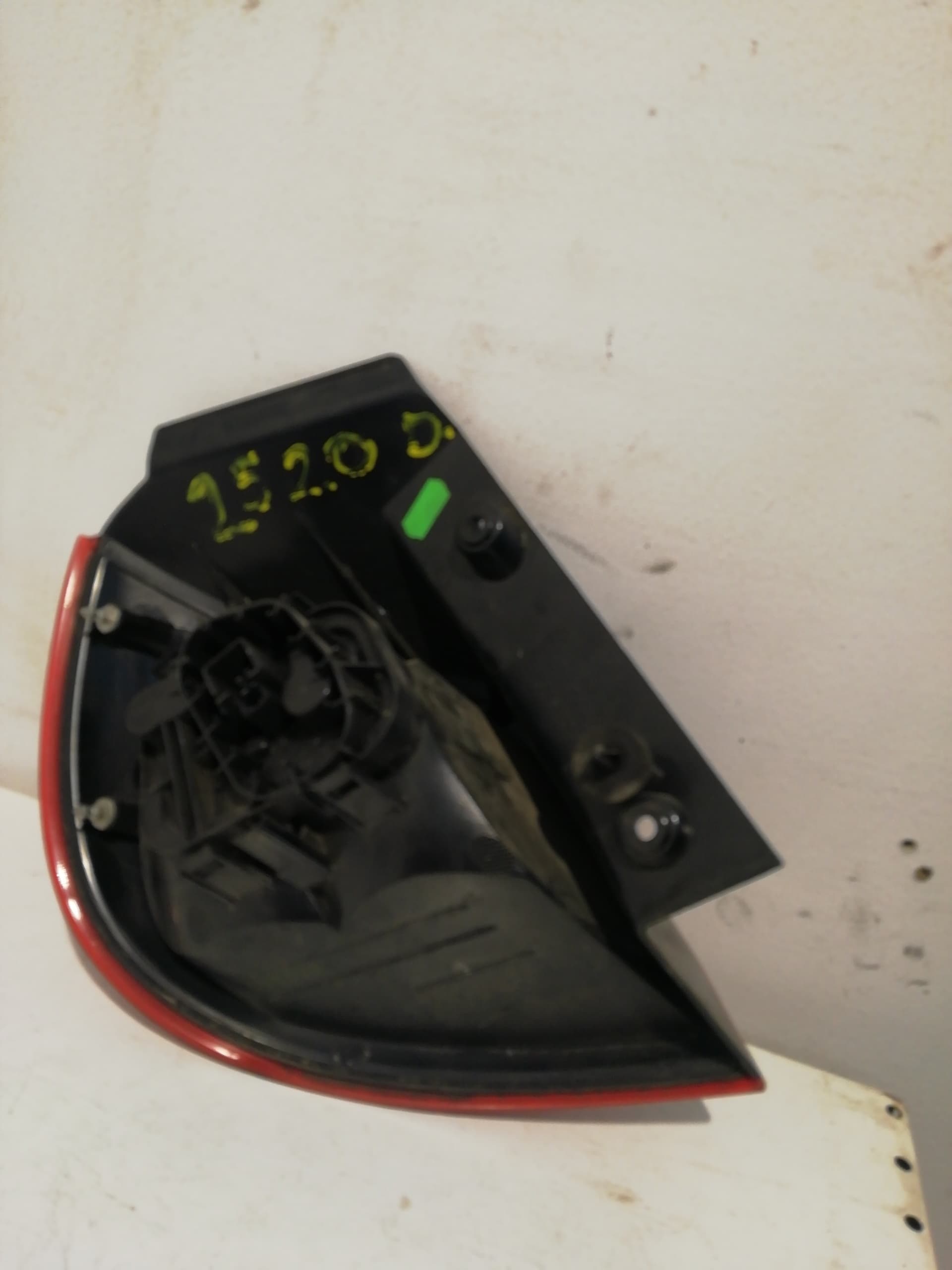 Piloto trasero derecho MITSUBISHI COLT BERLINA 3 (CZ) 2