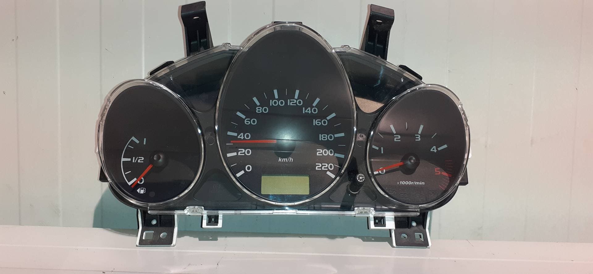 Cuadro instrumentos MITSUBISHI COLT BERLINA 3 (CZ)