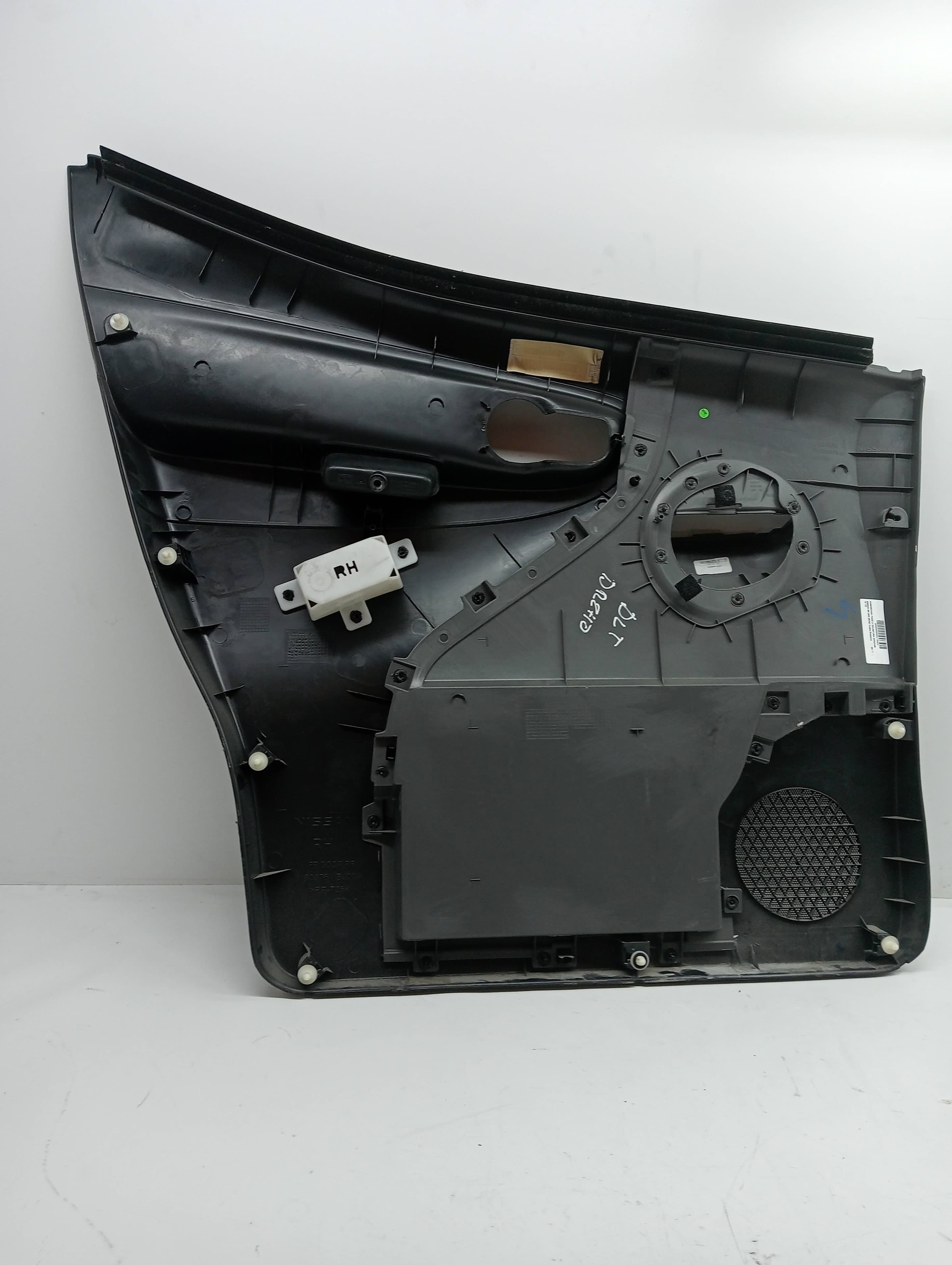 Guarnecido puerta delantera derecha NISSAN NV 200 (M20) 2