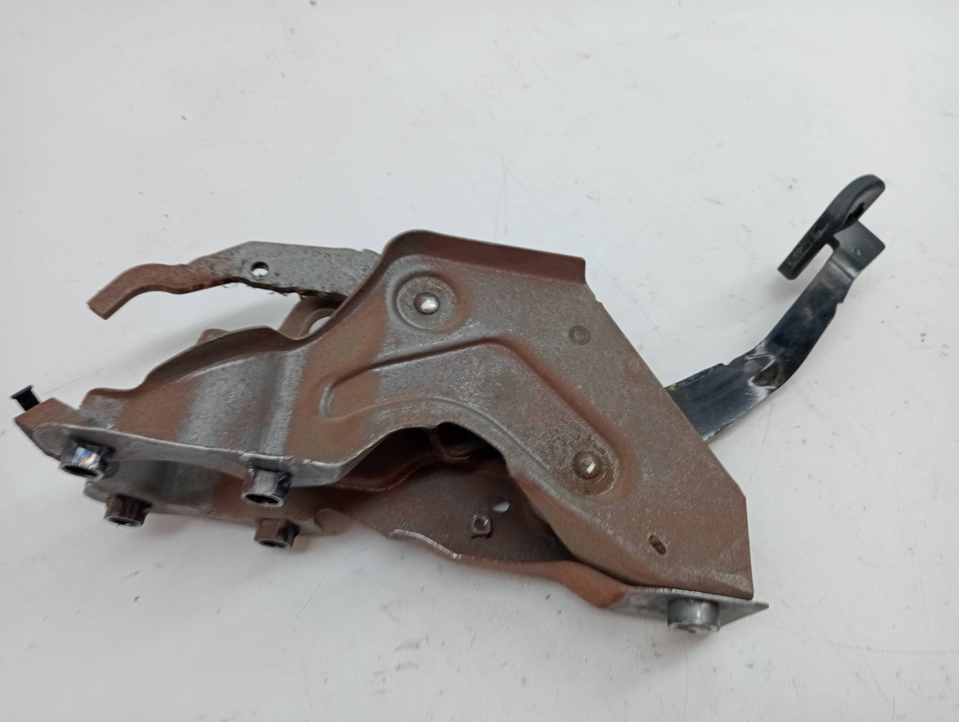 Pedal freno NISSAN NV 200 (M20)