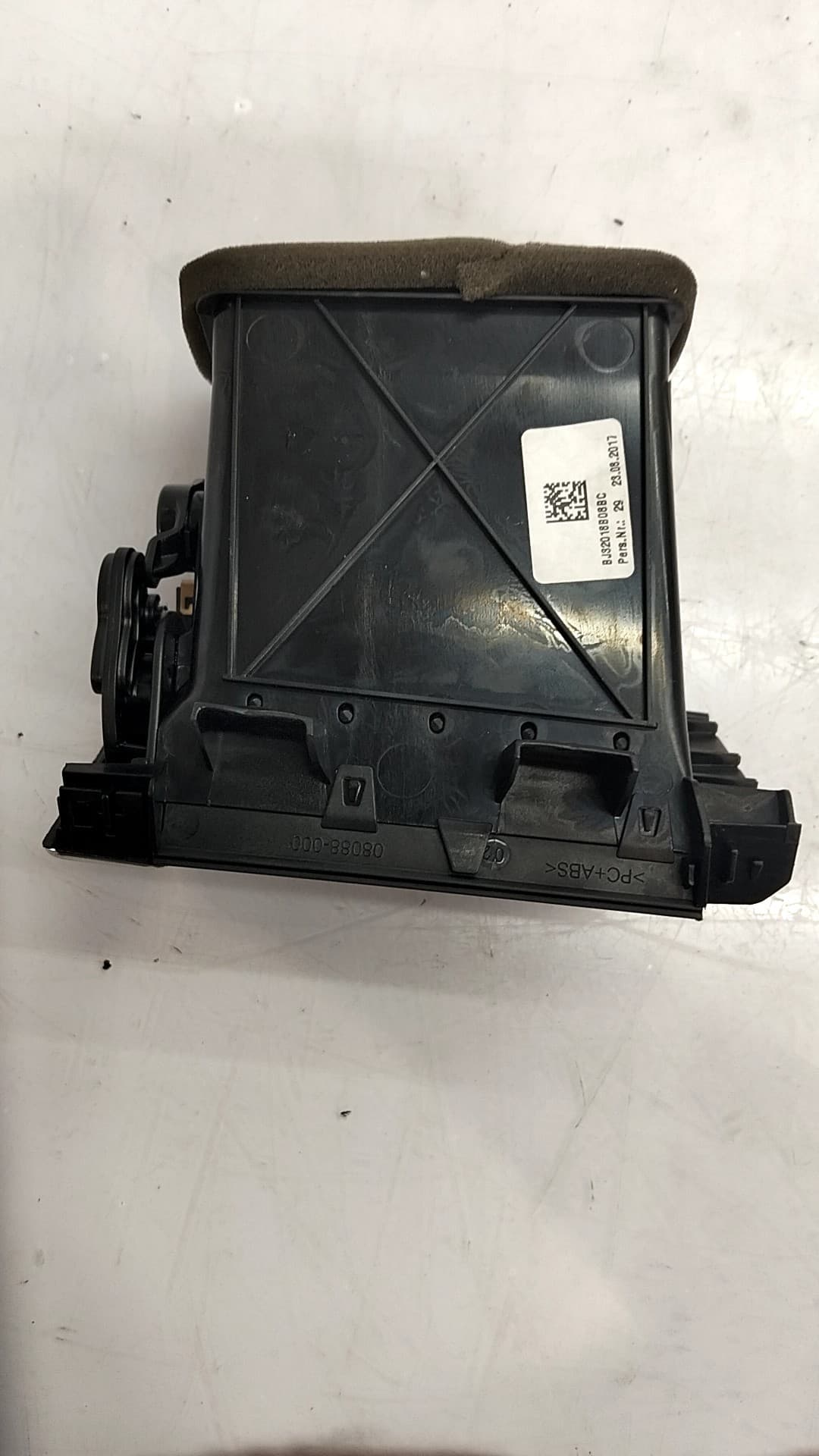Recambio LAND ROVER RANGE ROVER EVOQUE ref. LR093929 3